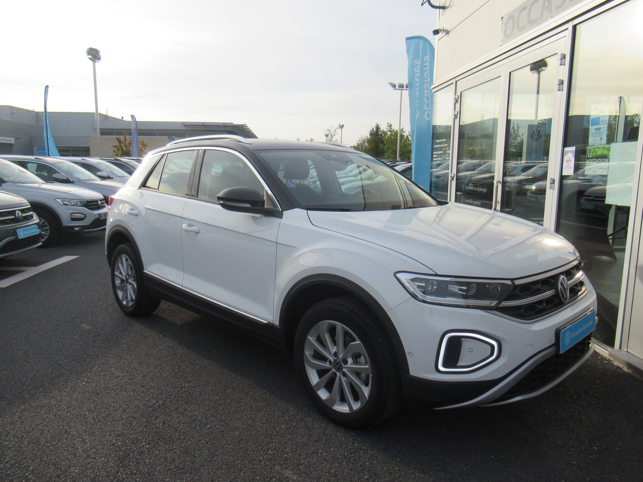 VOLKSWAGEN T-ROC