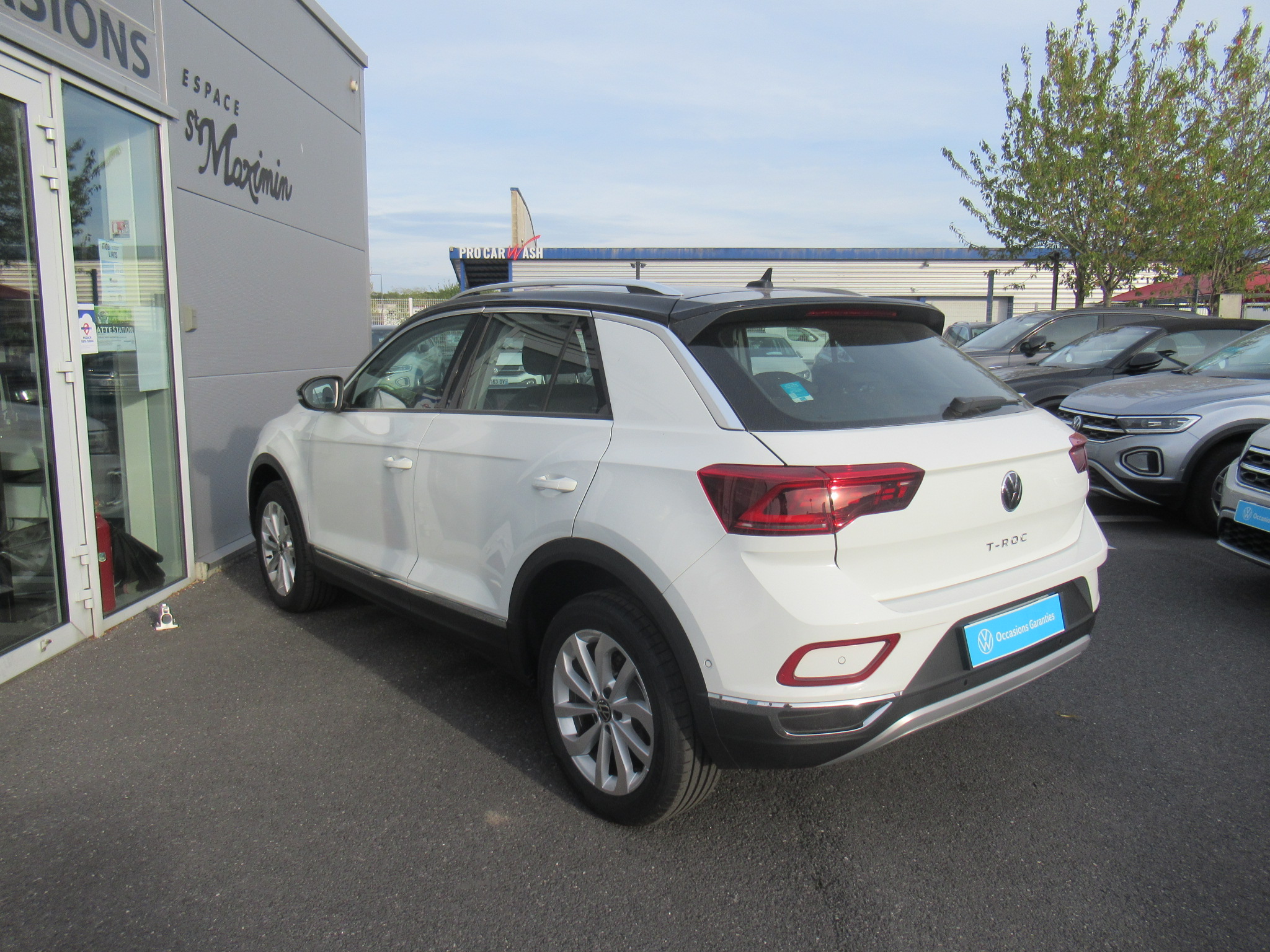 VOLKSWAGEN T-ROC