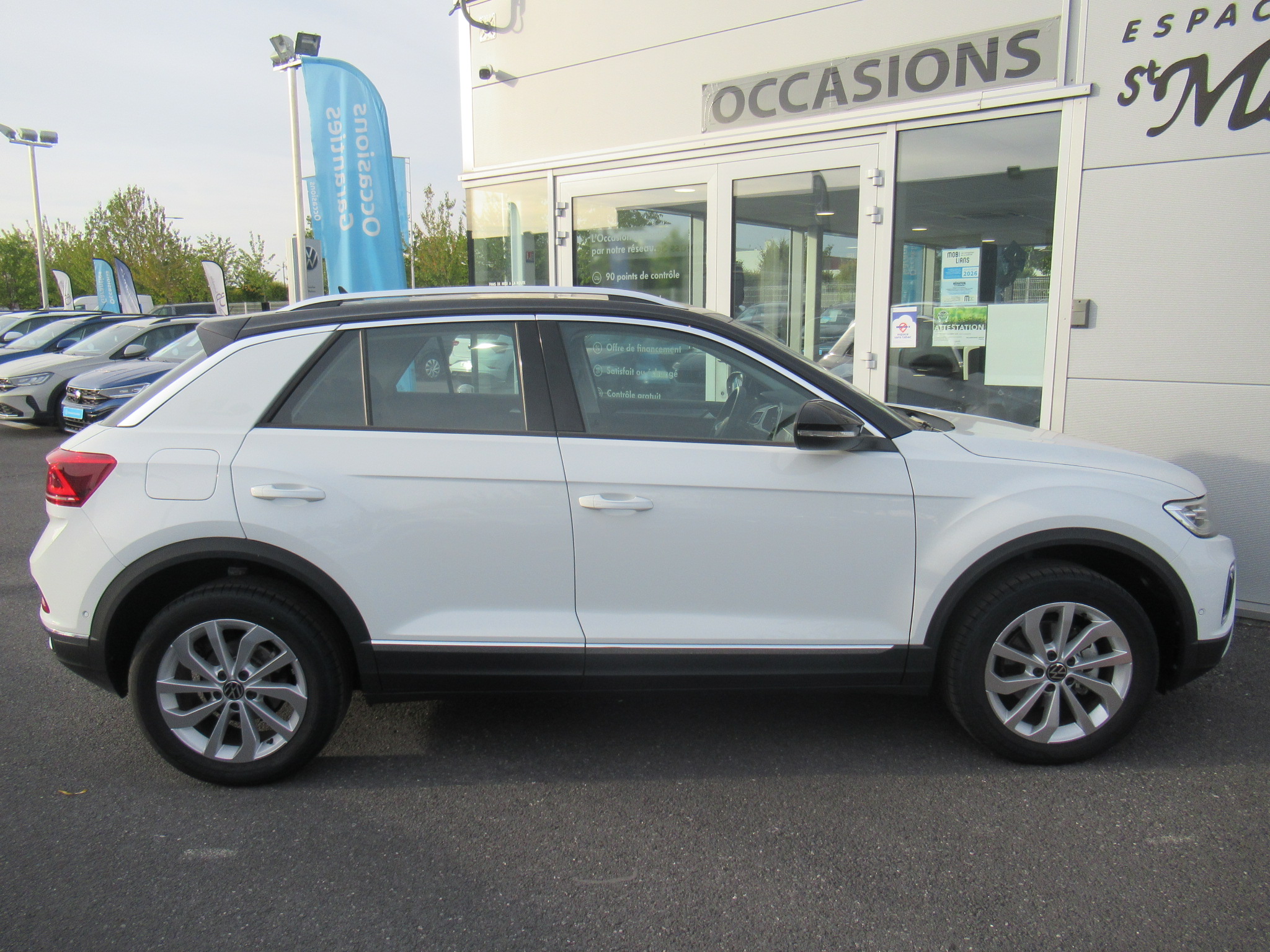 VOLKSWAGEN T-ROC