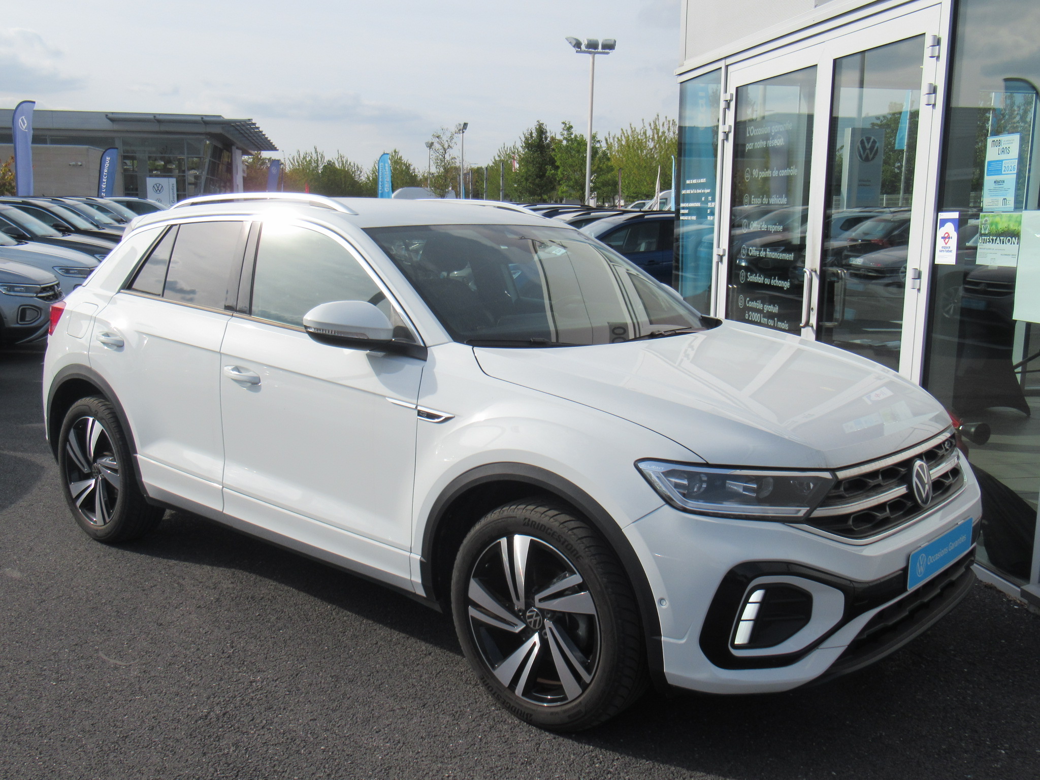 VOLKSWAGEN T-ROC
