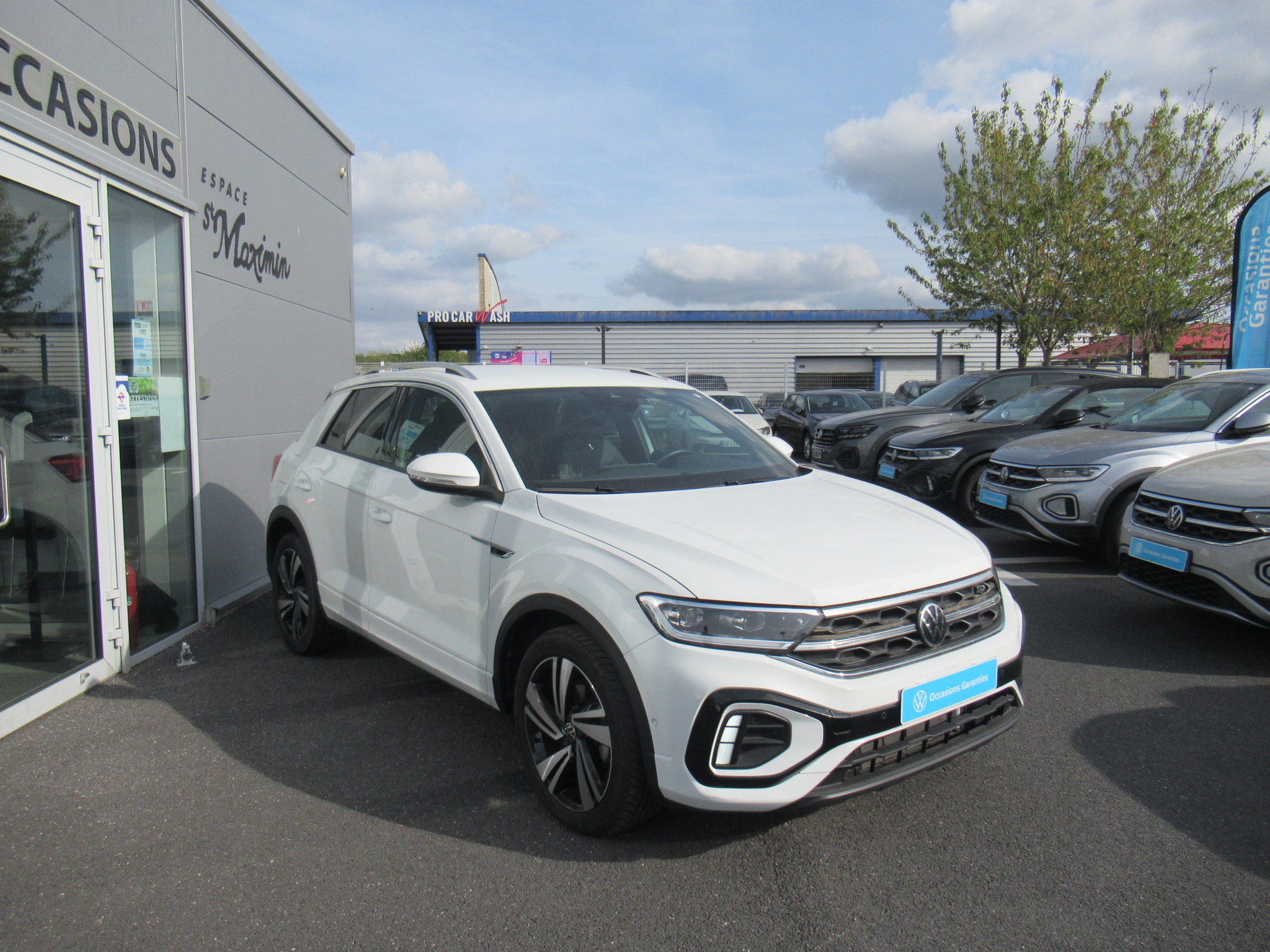 VOLKSWAGEN T-ROC