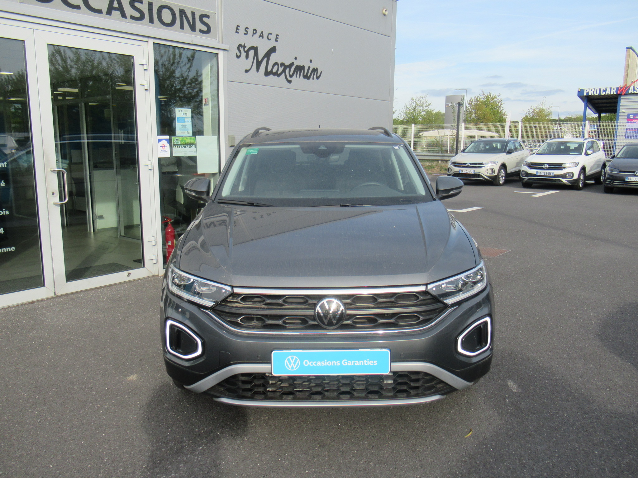 VOLKSWAGEN T-ROC