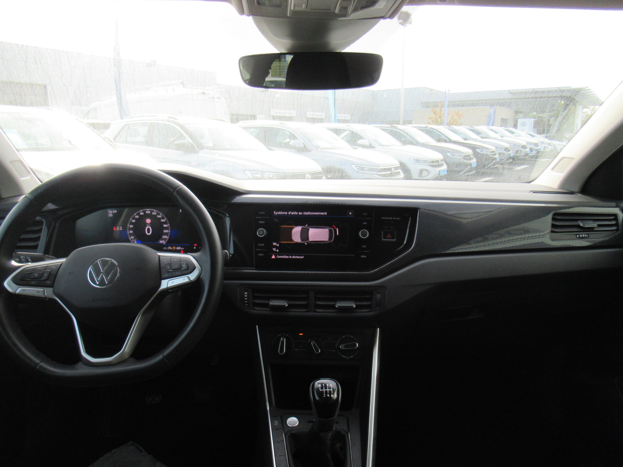 VOLKSWAGEN TAIGO