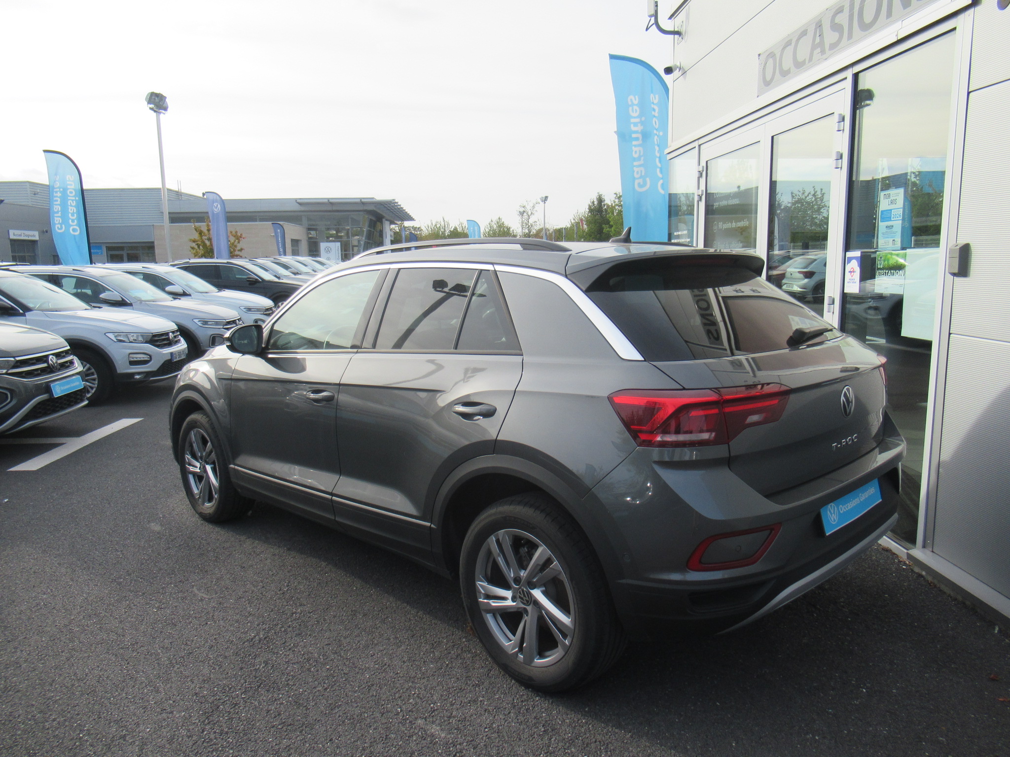 VOLKSWAGEN T-ROC