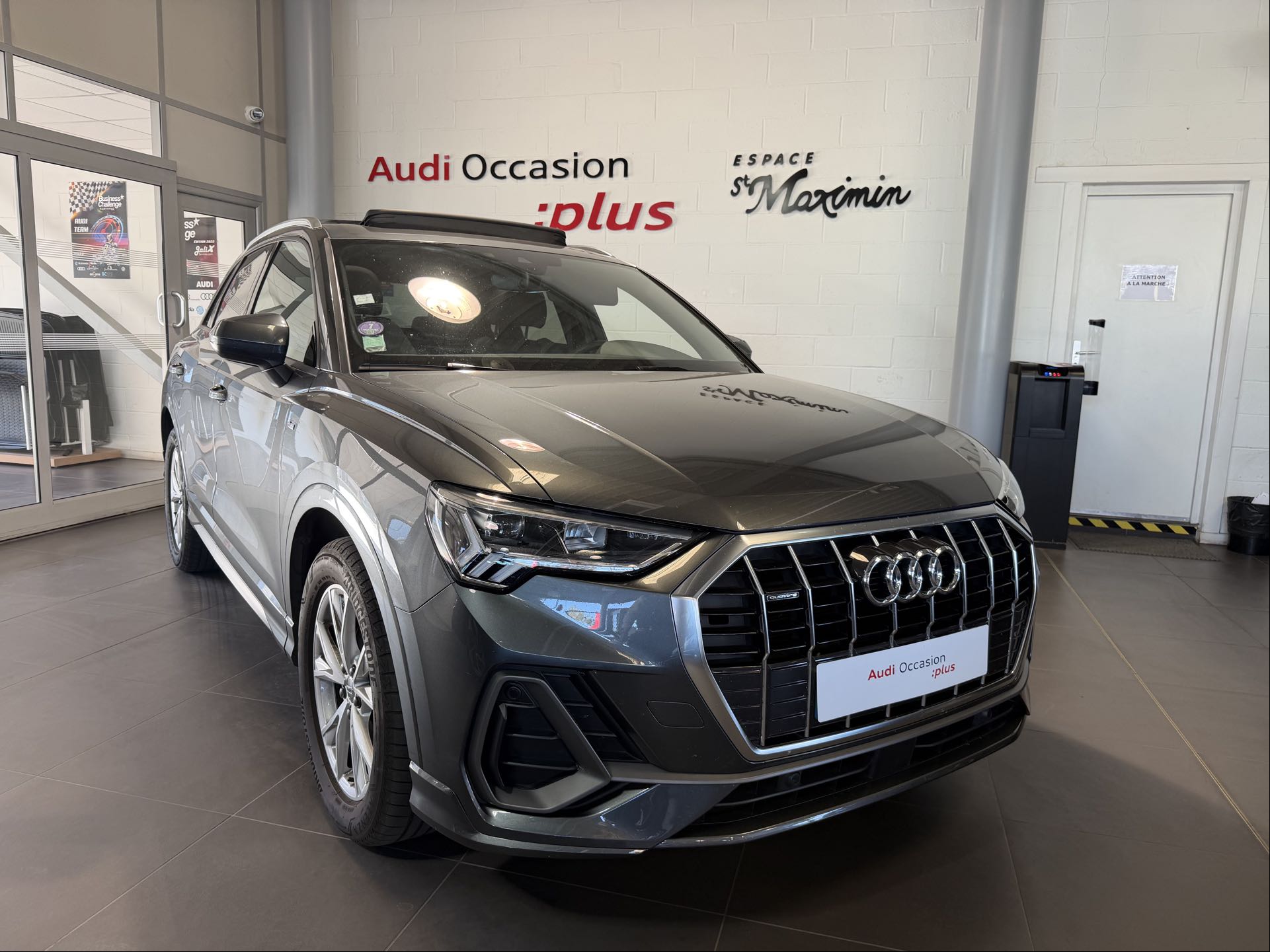 AUDI Q3