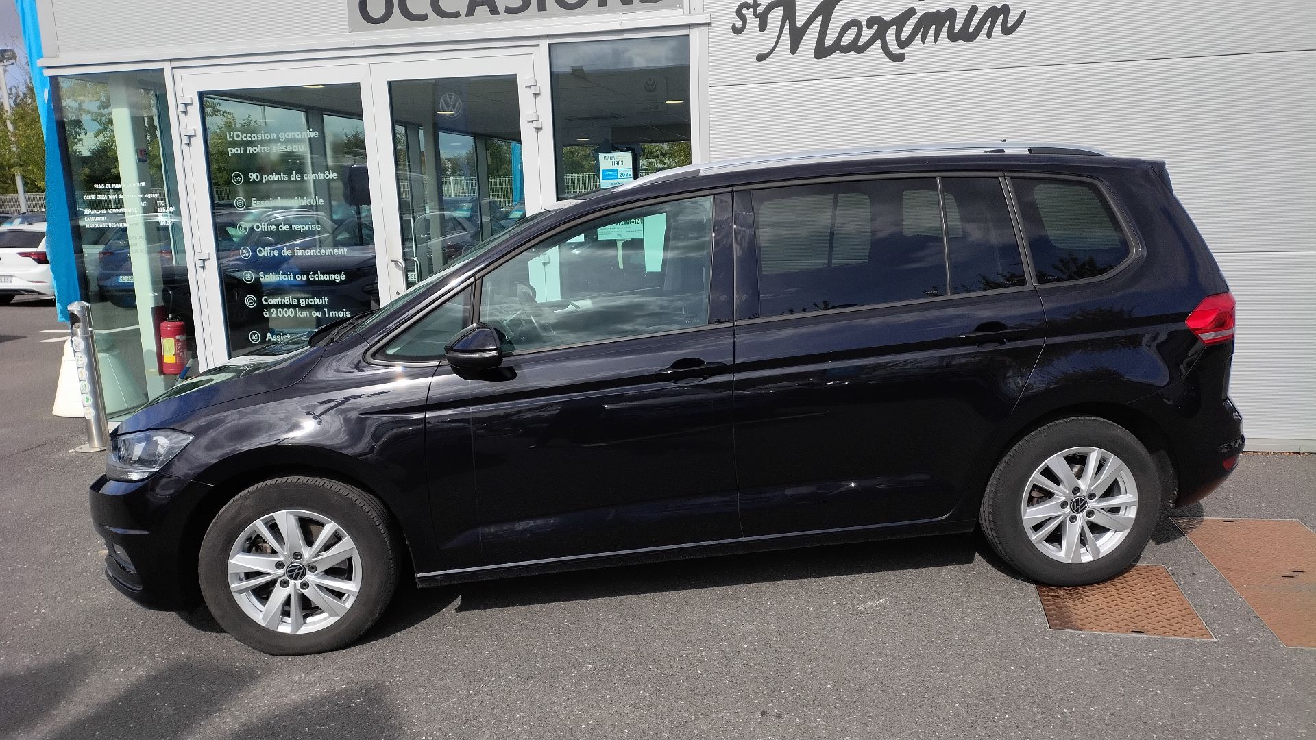 VOLKSWAGEN TOURAN