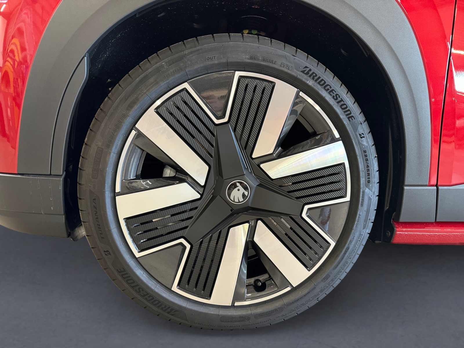 SKODA EPIQ