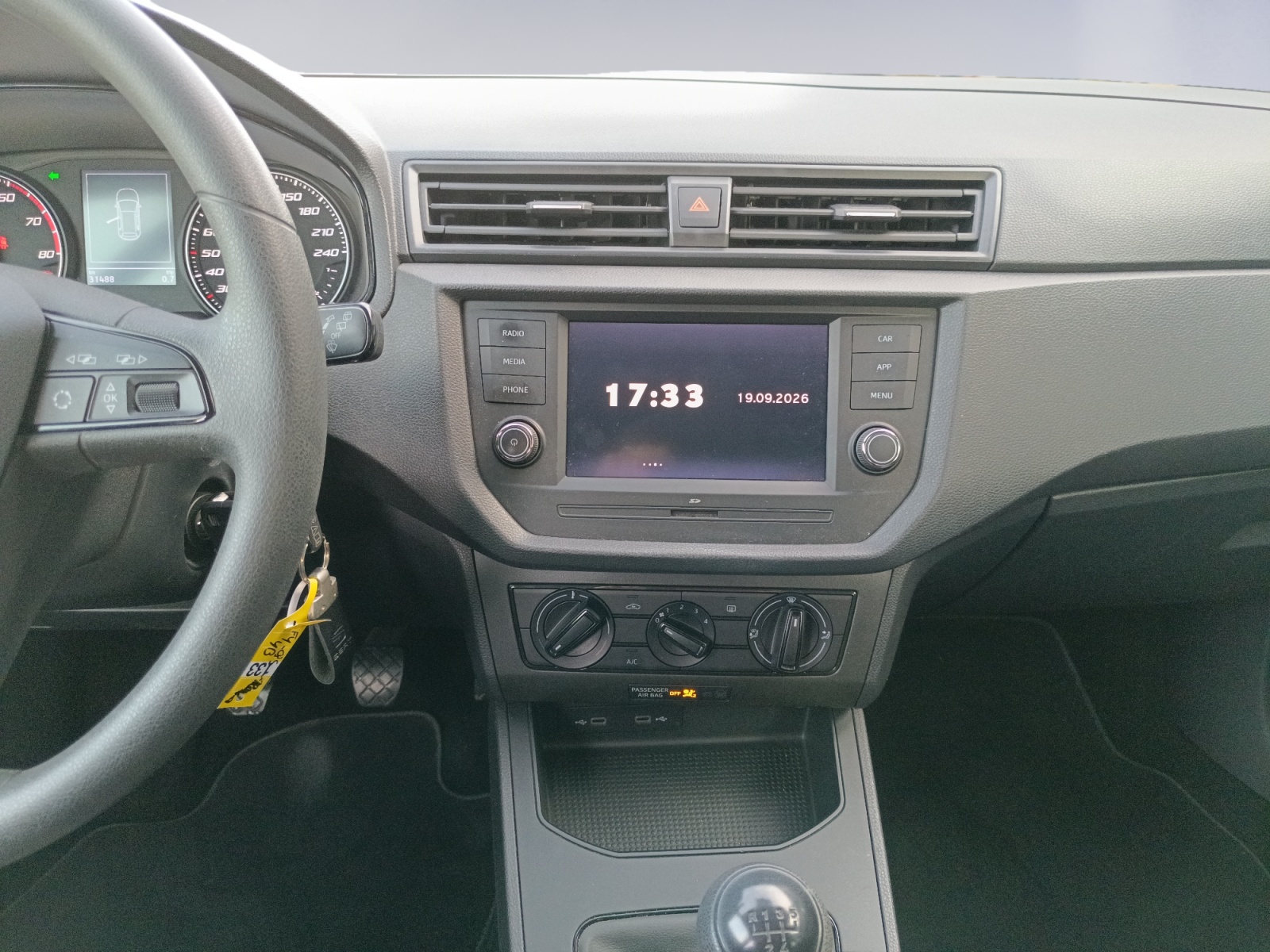 SEAT ARONA