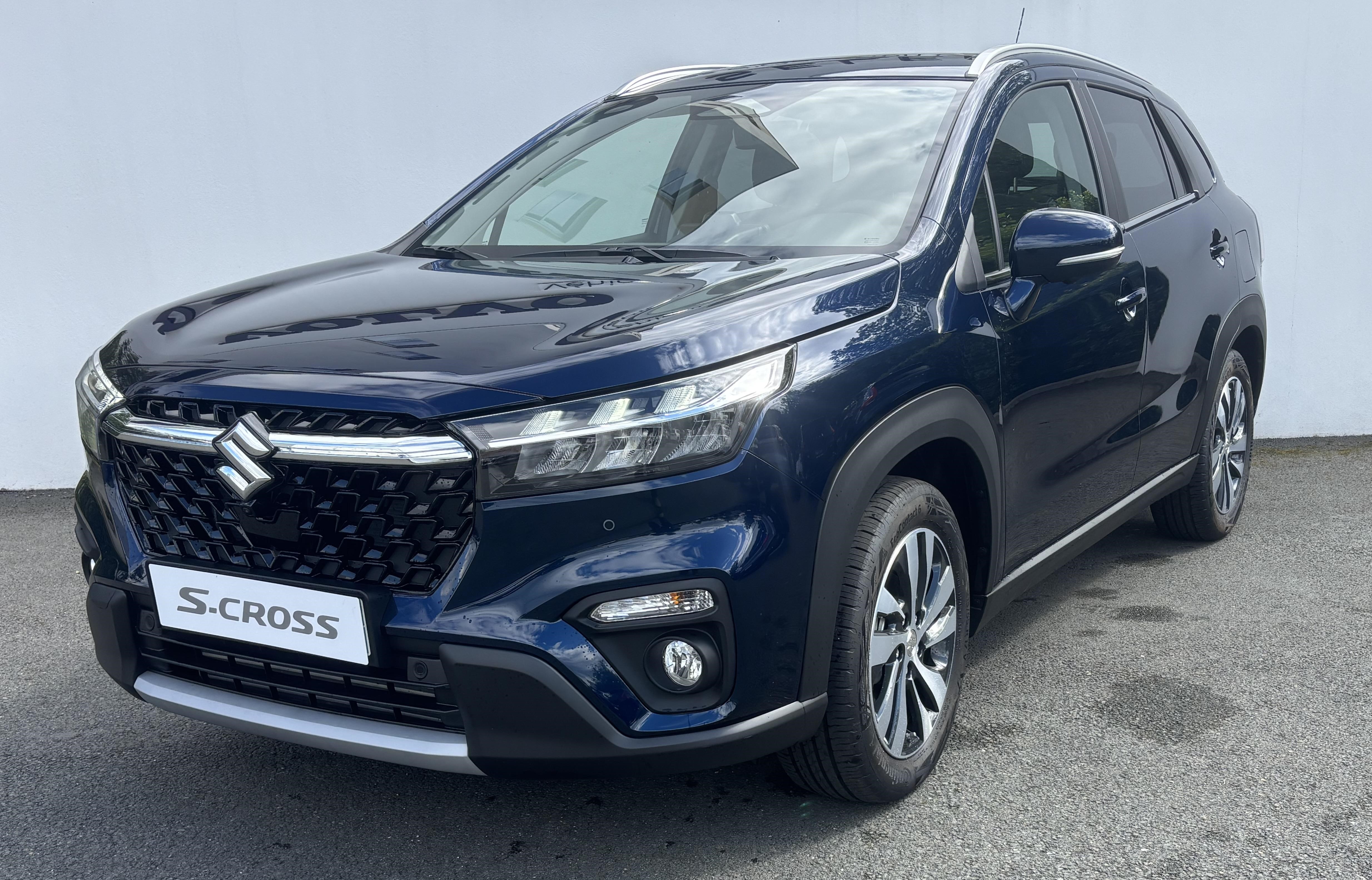 SUZUKI S-CROSS