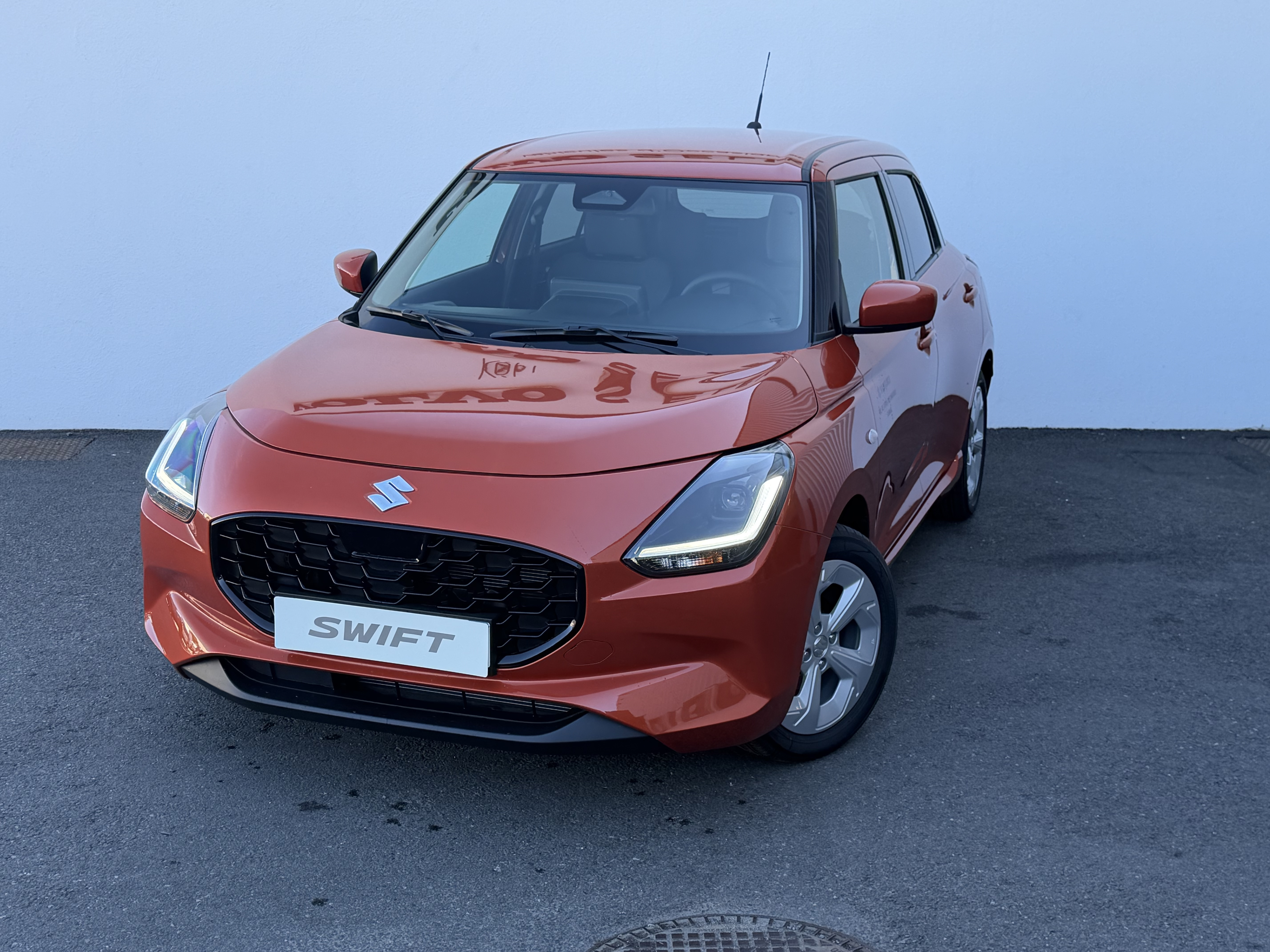 SUZUKI SWIFT
