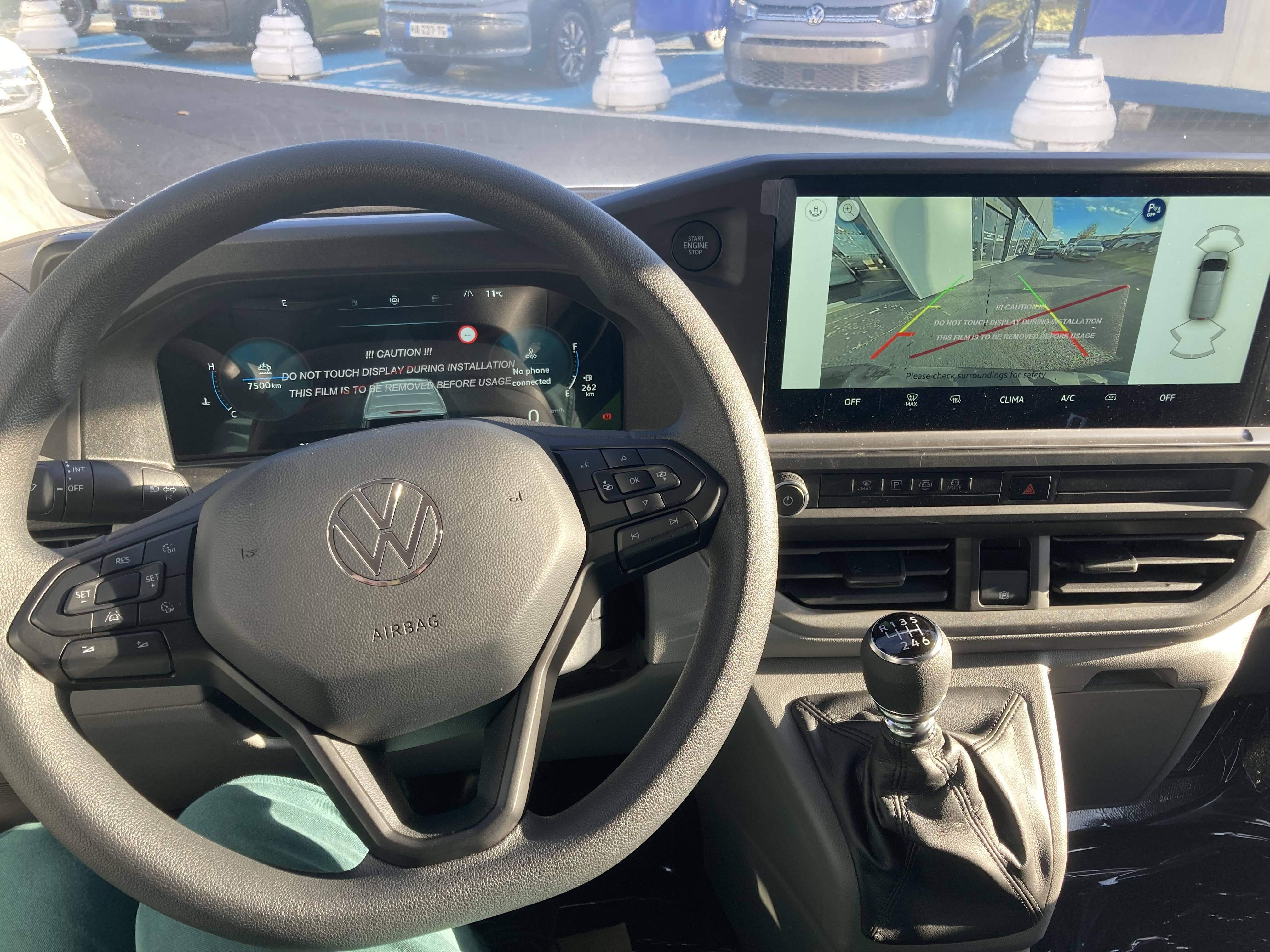 Voitures neuves VOLKSWAGEN UTILITAIRES TRANSPORTER VAN BUSINESS Clermont-Ferrand