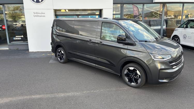 Voitures neuves VOLKSWAGEN UTILITAIRES TRANSPORTER VAN EDITION Clermont-Ferrand