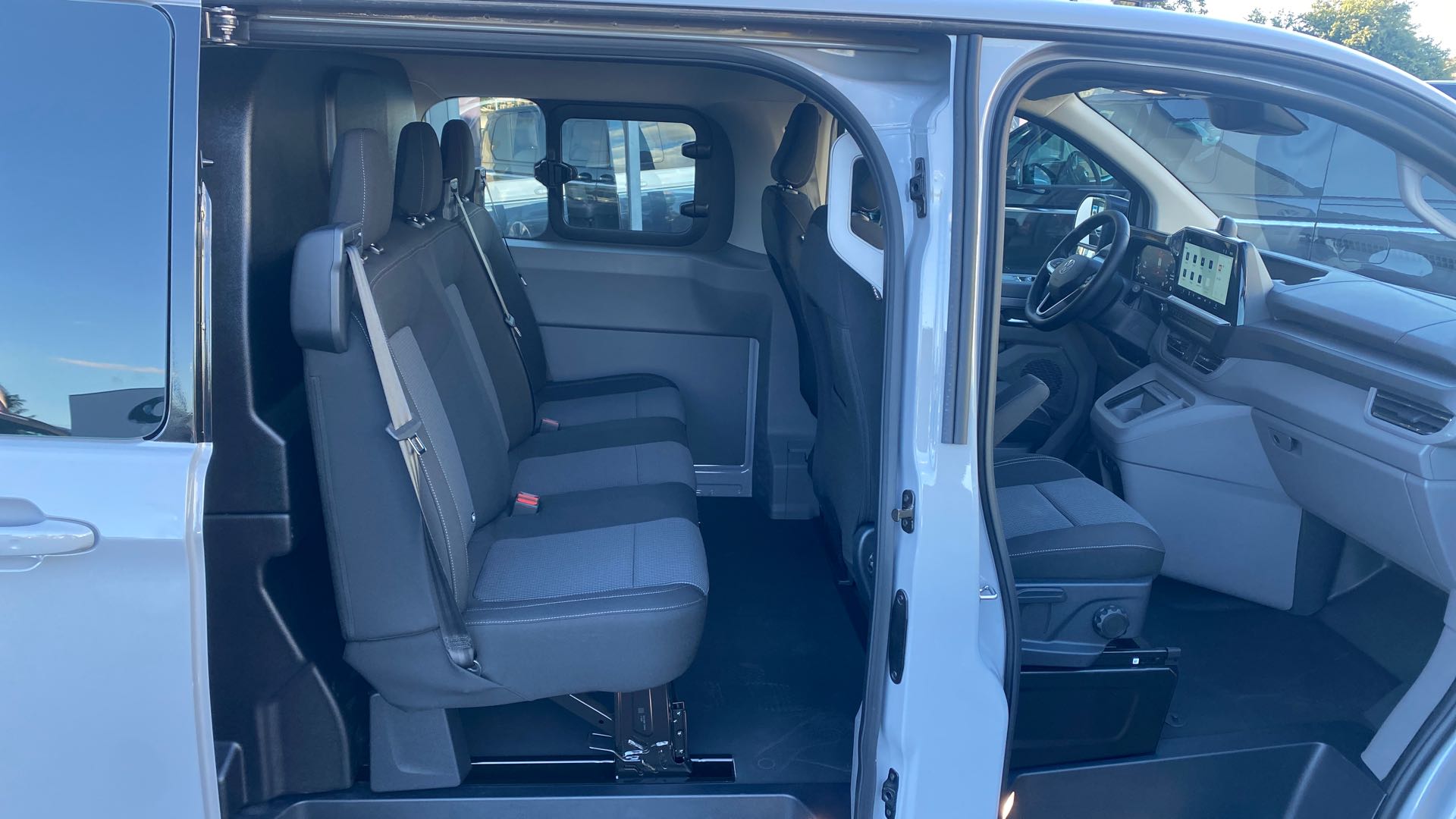 Voitures neuves VOLKSWAGEN UTILITAIRES TRANSPORTER PROCAB EDITION Clermont-Ferrand