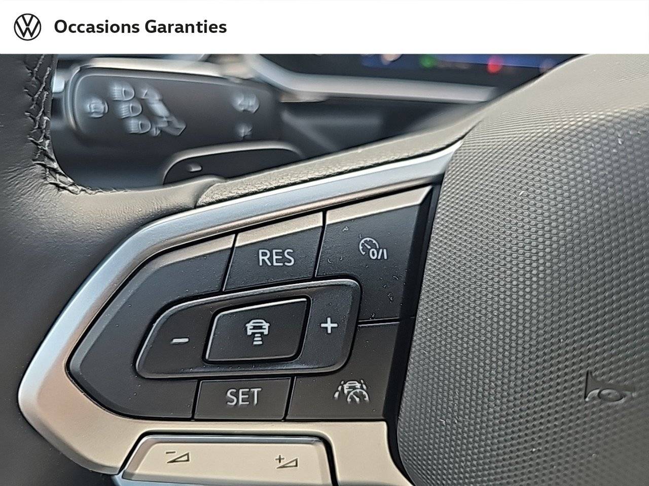 Voitures neuves VOLKSWAGEN T-ROC R-Line Paris