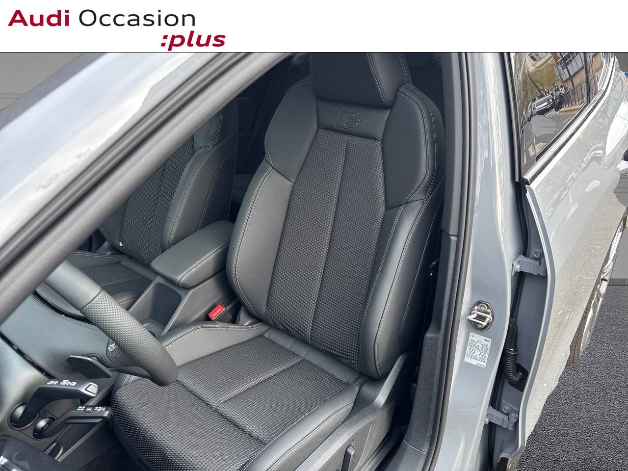 Voitures neuves Audi Q4 e-tron  Paris