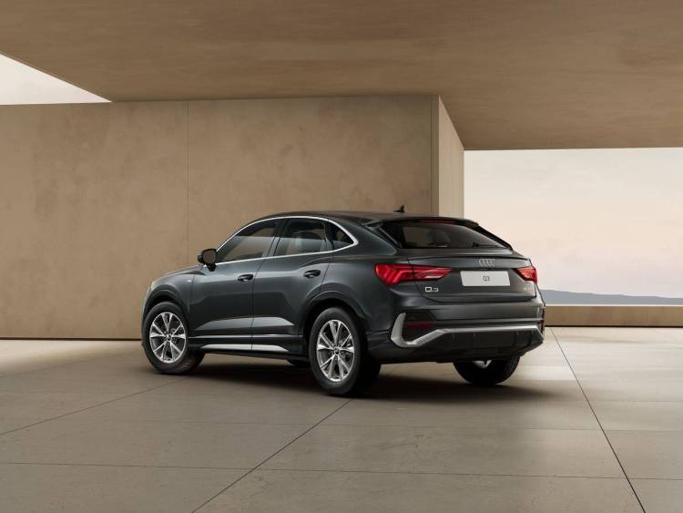 Voitures neuves Audi Q3 Sportback S line Paris