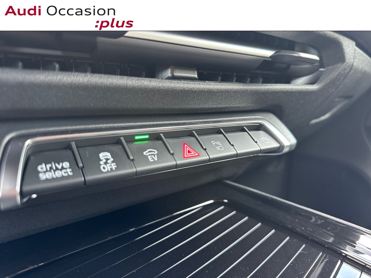 Voitures neuves Audi Q3 SPORTBACK HYBRIDE S line Mougins