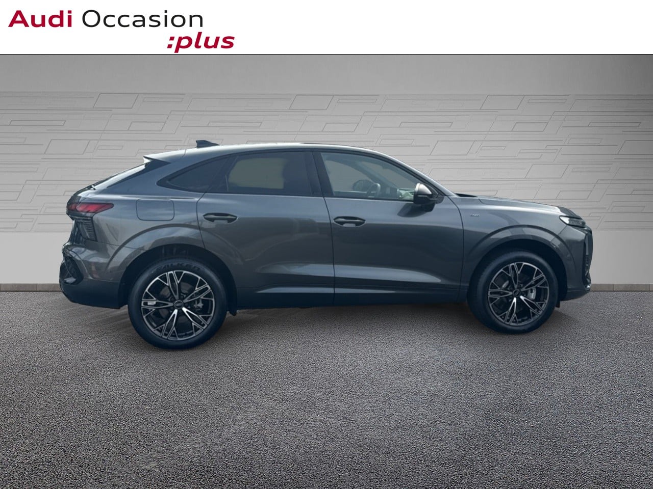 Voitures neuves Audi Q3 SPORTBACK HYBRIDE S line Mougins