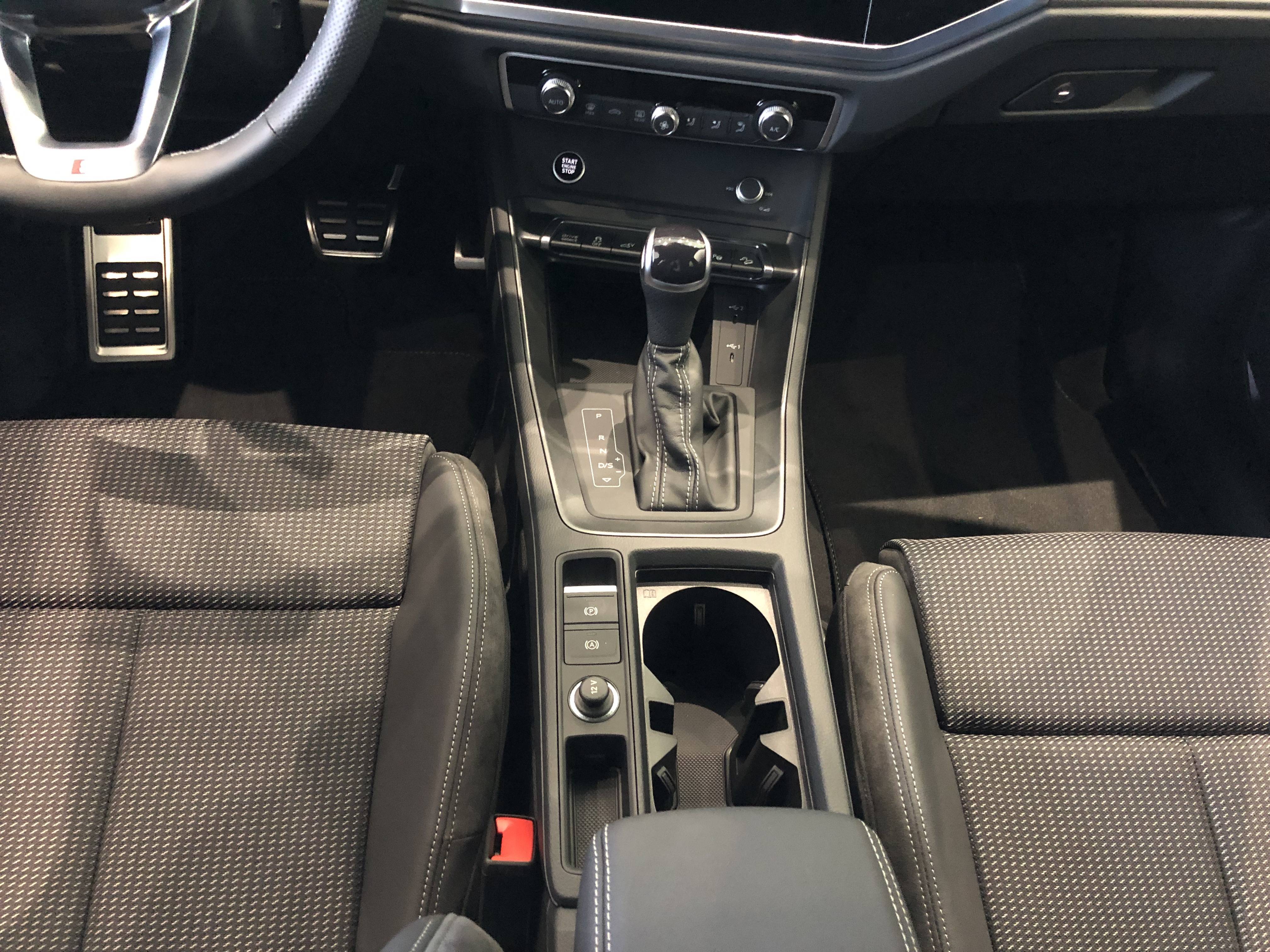 Voitures neuves Audi Q3 Sportback S line Laxou