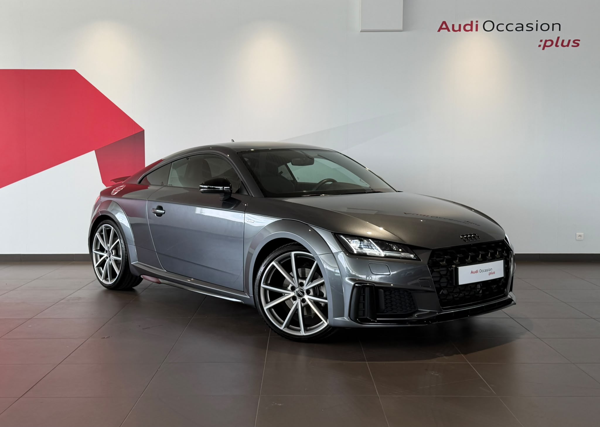 AUDI TT COUPE