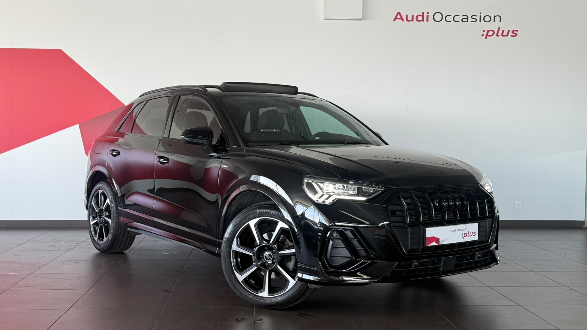 AUDI Q3