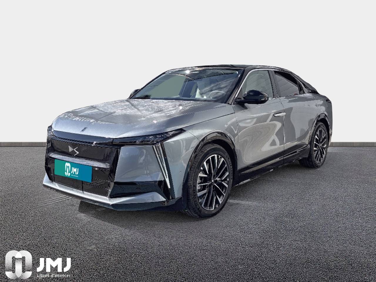 DS N°8