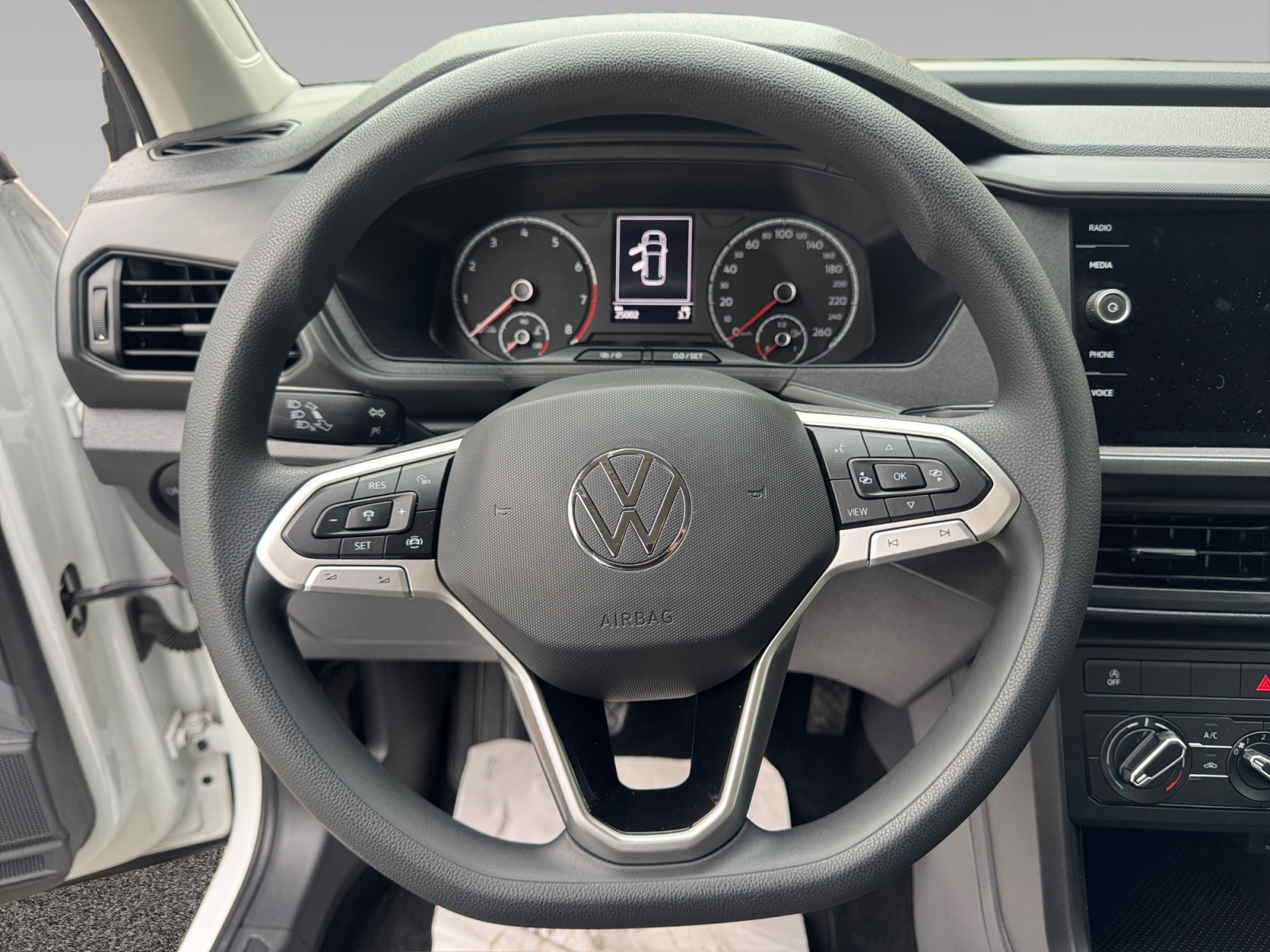 VOLKSWAGEN T CROSS POSTE+DE+PILOTAGE