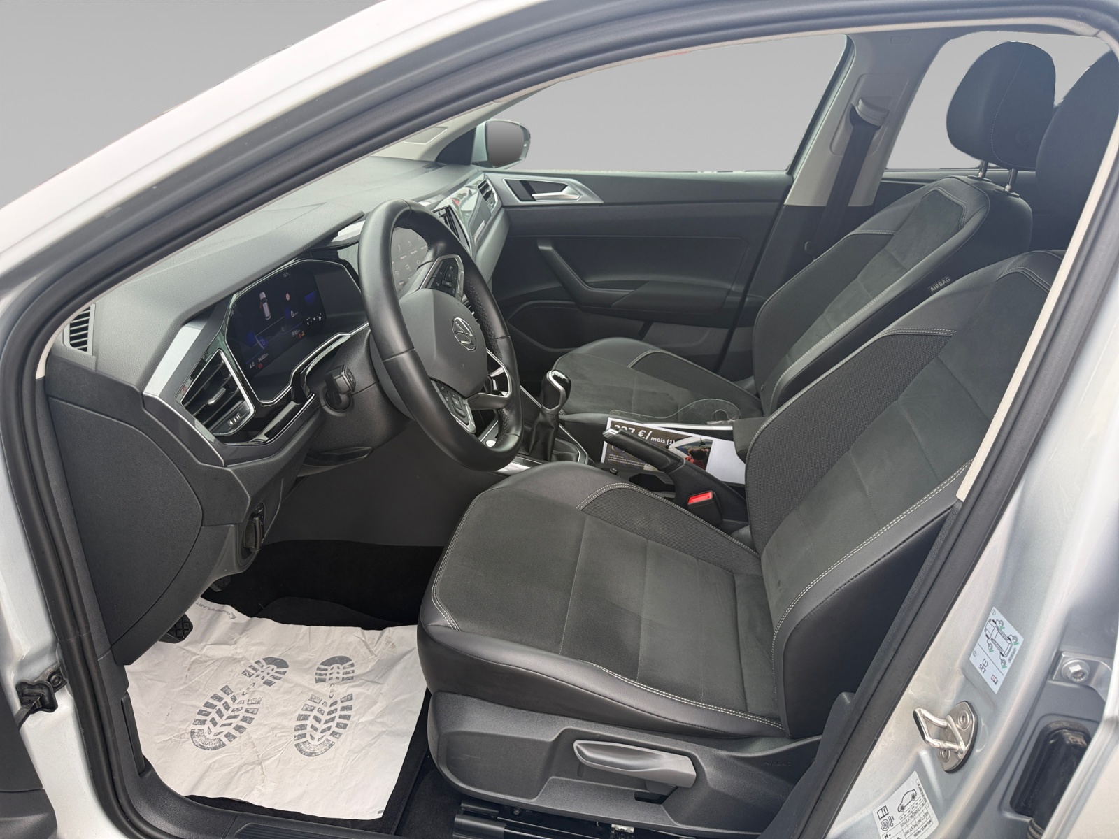 VOLKSWAGEN POLO INTERIEUR+CONDUCTEUR