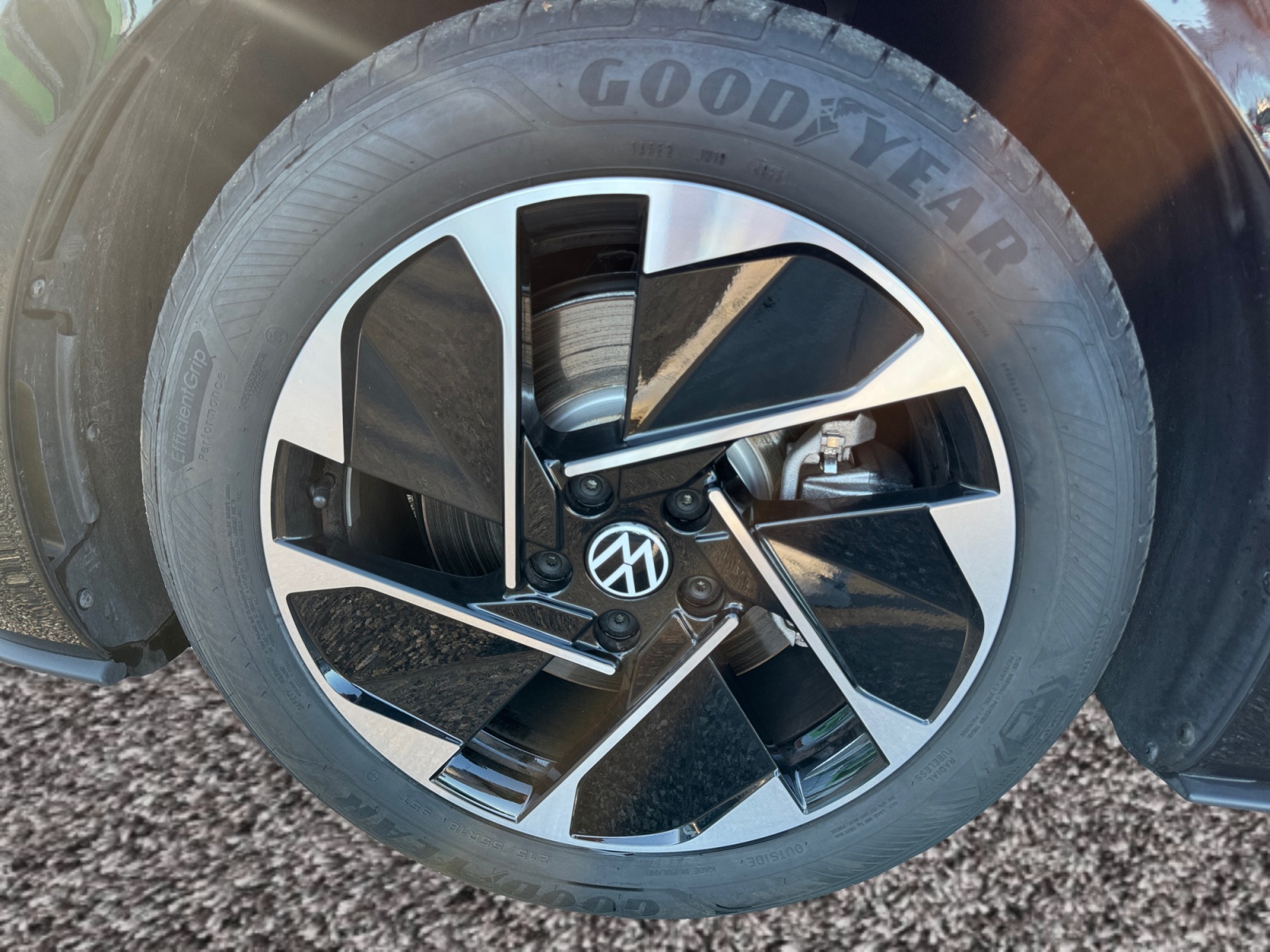 VOLKSWAGEN ID3 JANTE+AVANT+GAUCHE