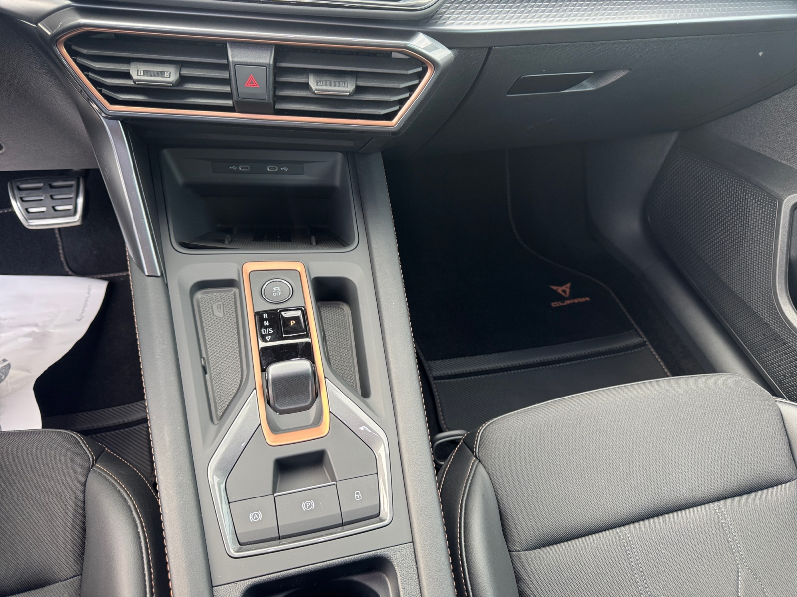 CUPRA FORMENTOR CONSOLE+CENTRALE