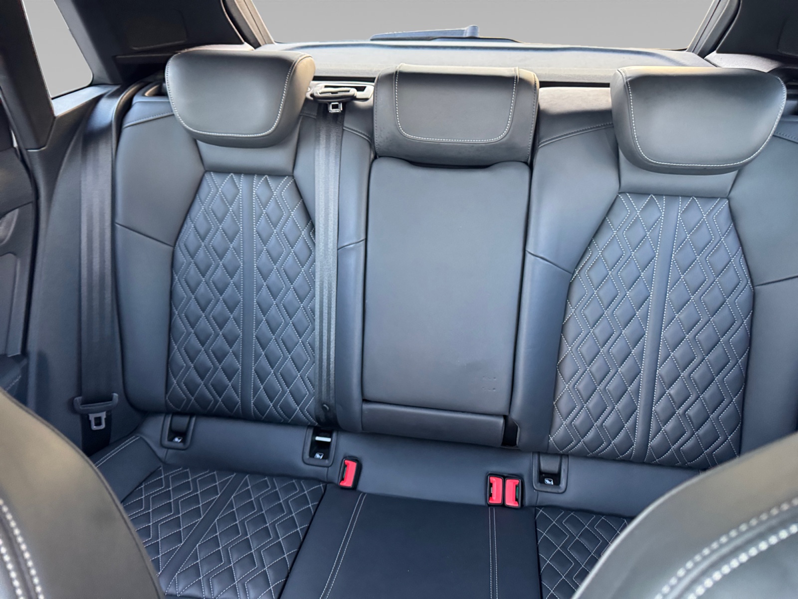 AUDI A3+SPORTBACK SIEGE+ARRIERE+GAUCHE