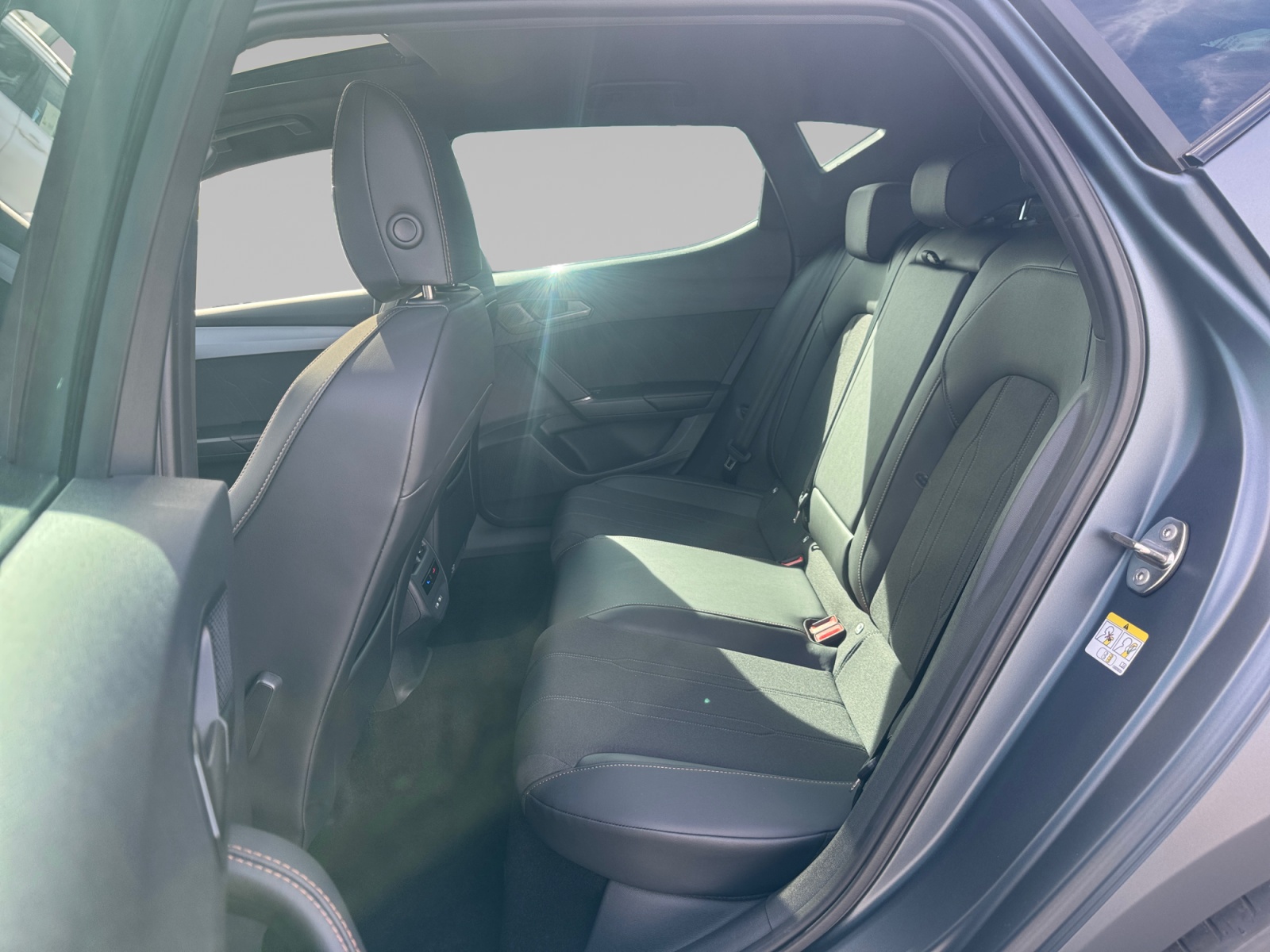 CUPRA LEON SIEGE+ARRIERE+GAUCHE