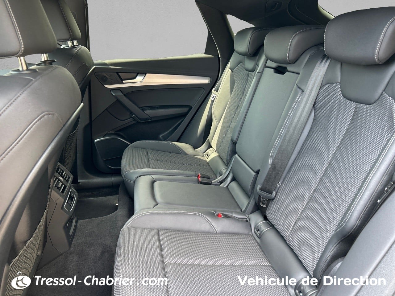 AUDI Q5+SPORTBACK SIEGE+ARRIERE+GAUCHE