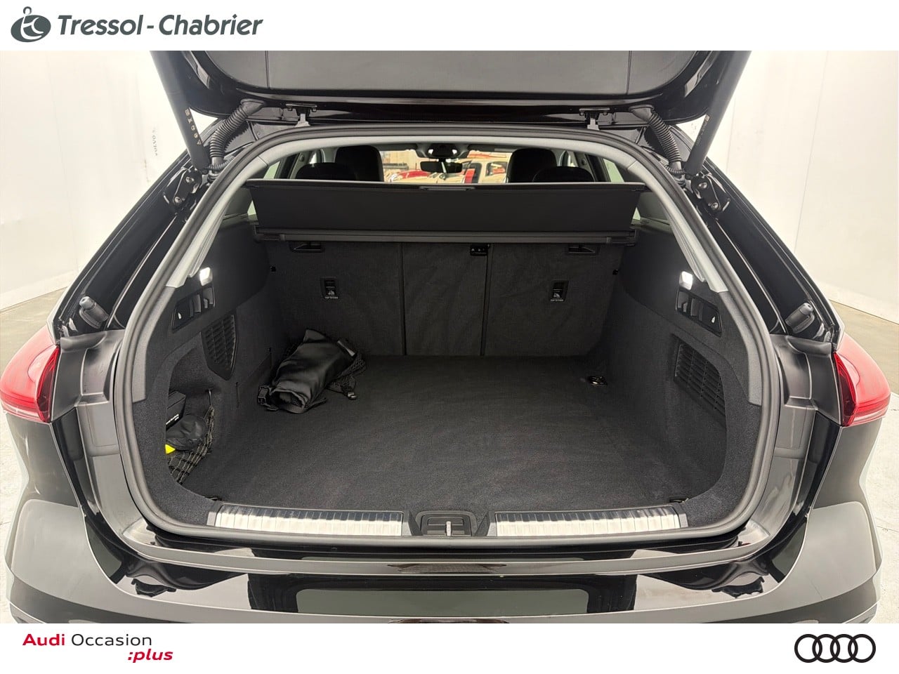 AUDI A5+AVANT COFFRE