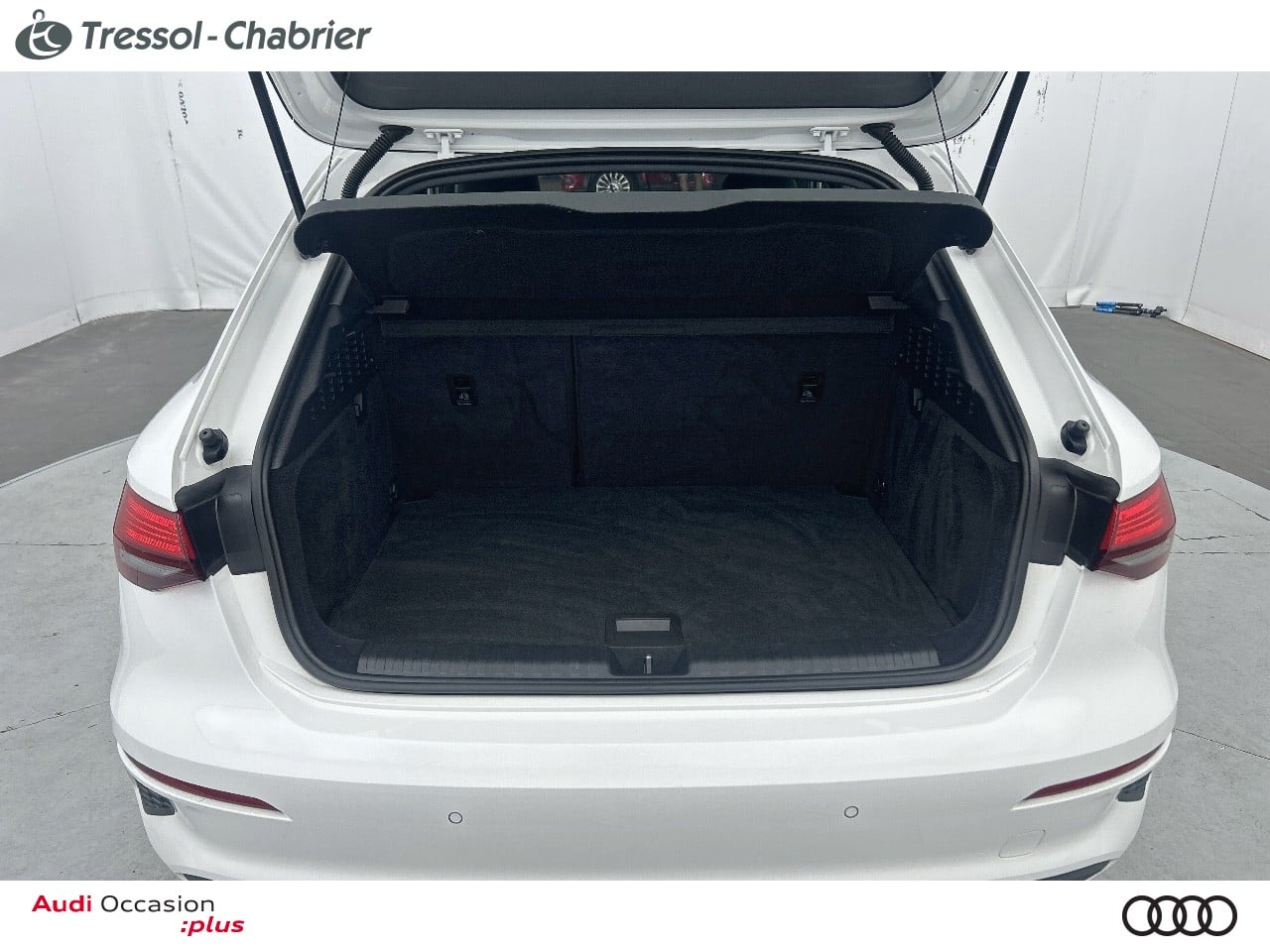 AUDI A3+SPORTBACK COFFRE