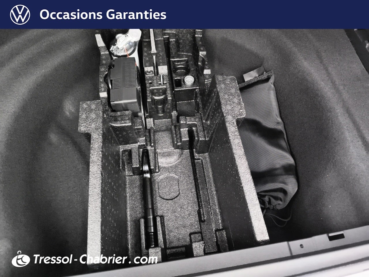 VOLKSWAGEN PASSAT ROUE+DE+SECOURS