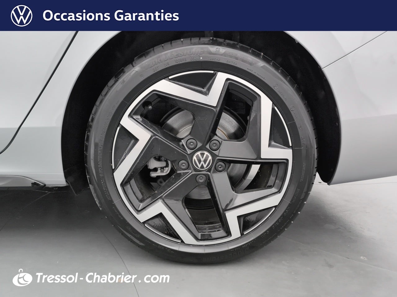 VOLKSWAGEN PASSAT JANTE+AVANT+GAUCHE