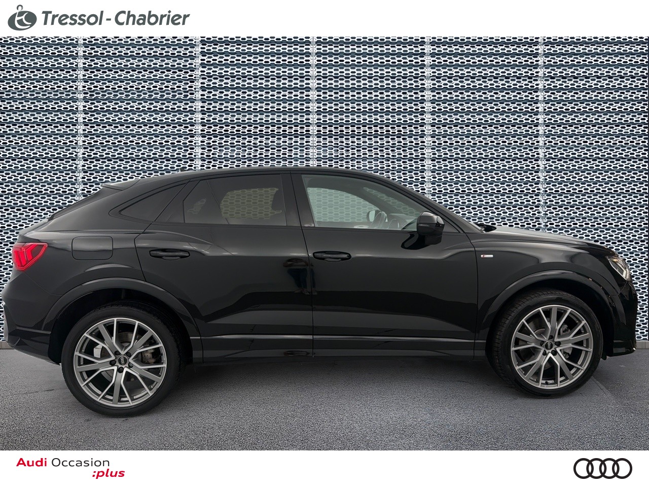 AUDI Q3+SPORTBACK PROFIL+DROIT