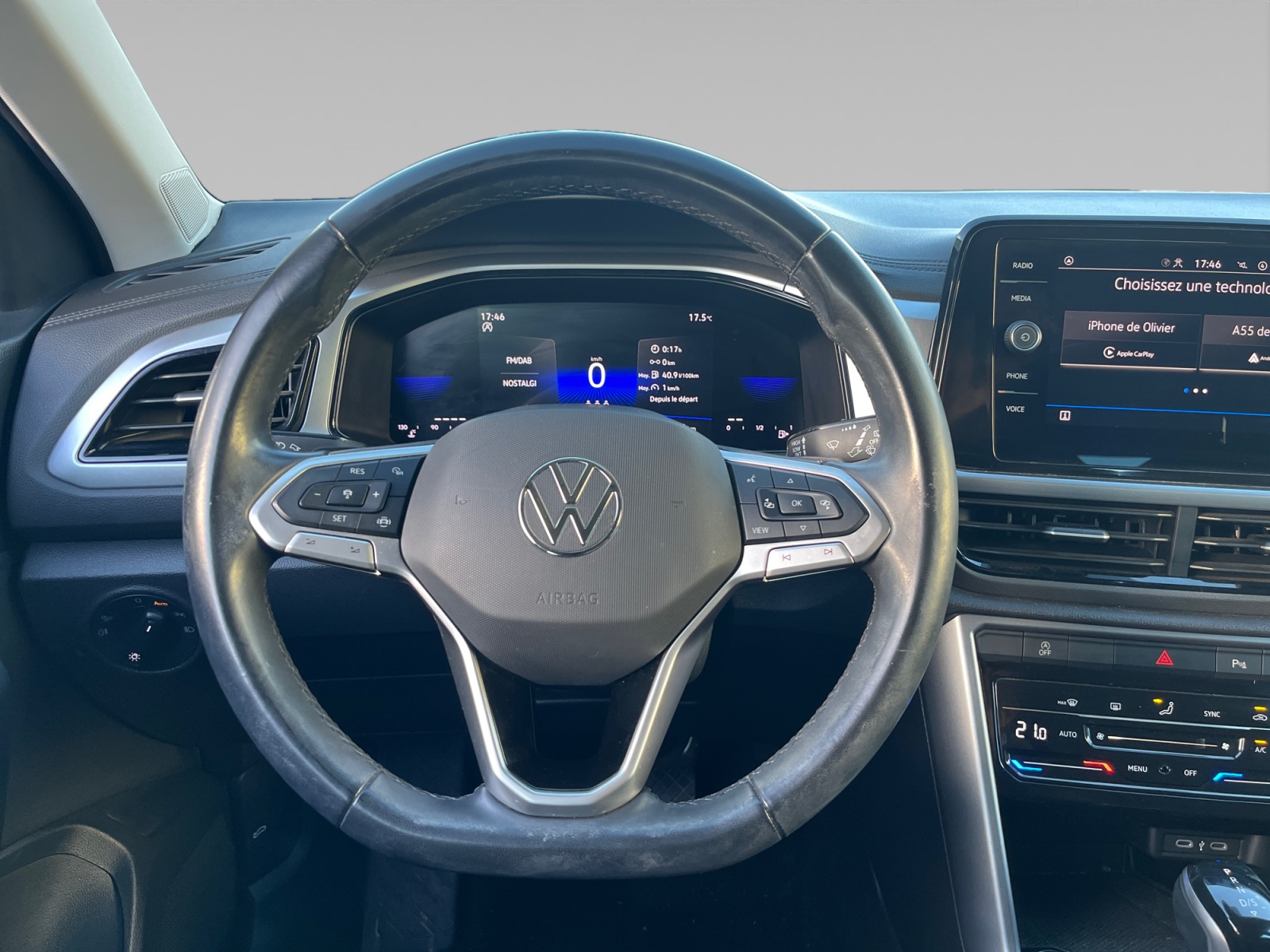 VOLKSWAGEN T ROC POSTE+DE+PILOTAGE