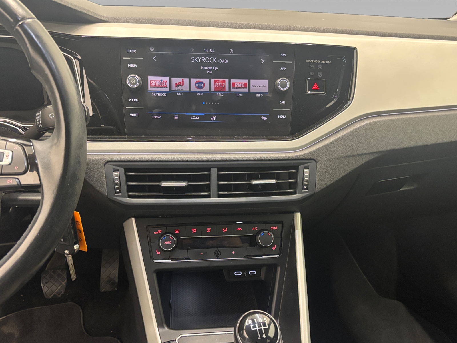 VOLKSWAGEN POLO CONSOLE+CENTRALE