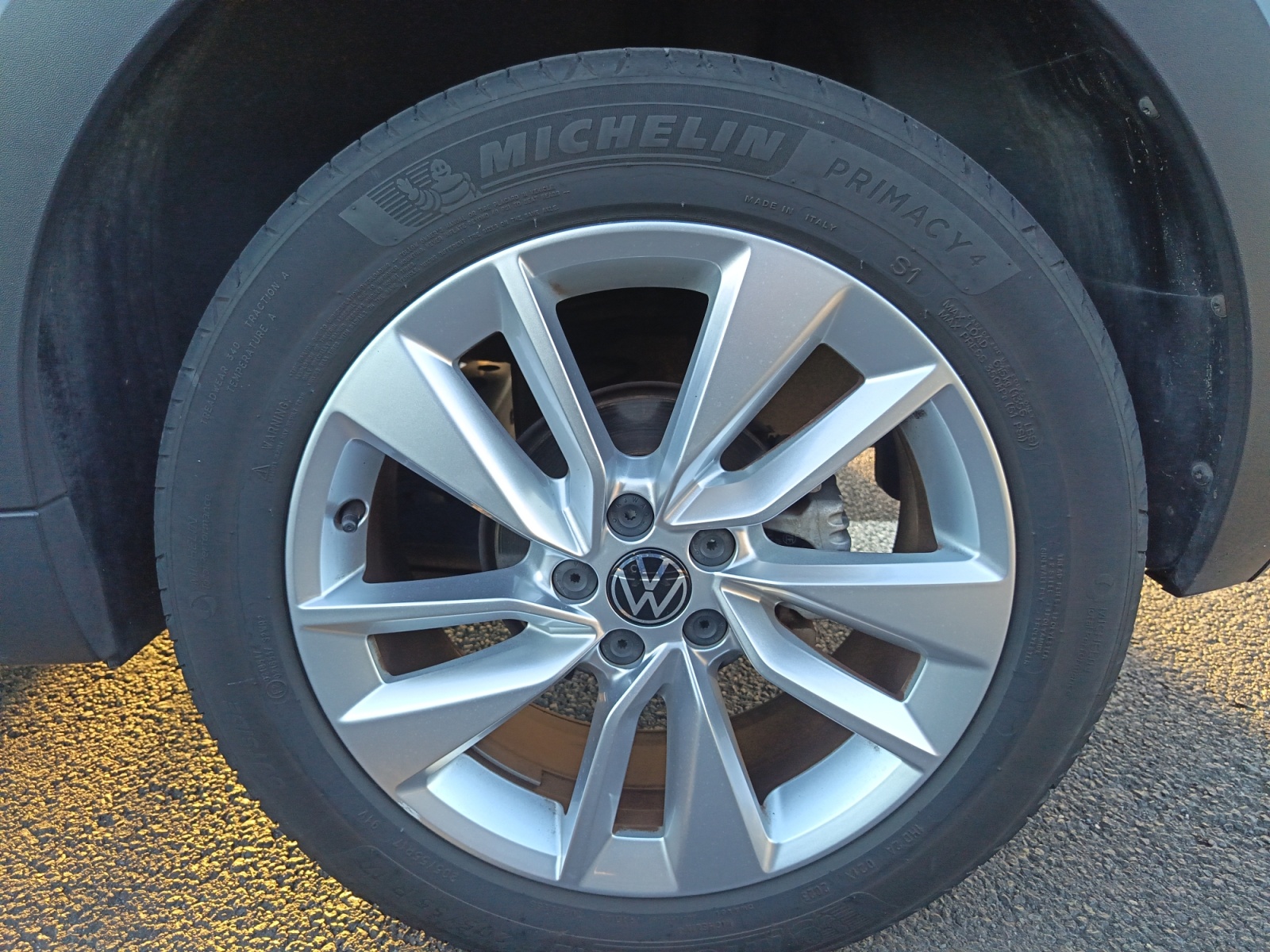 VOLKSWAGEN T CROSS