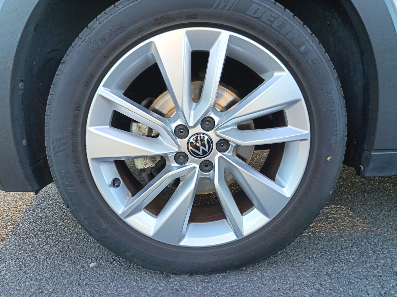 VOLKSWAGEN T CROSS