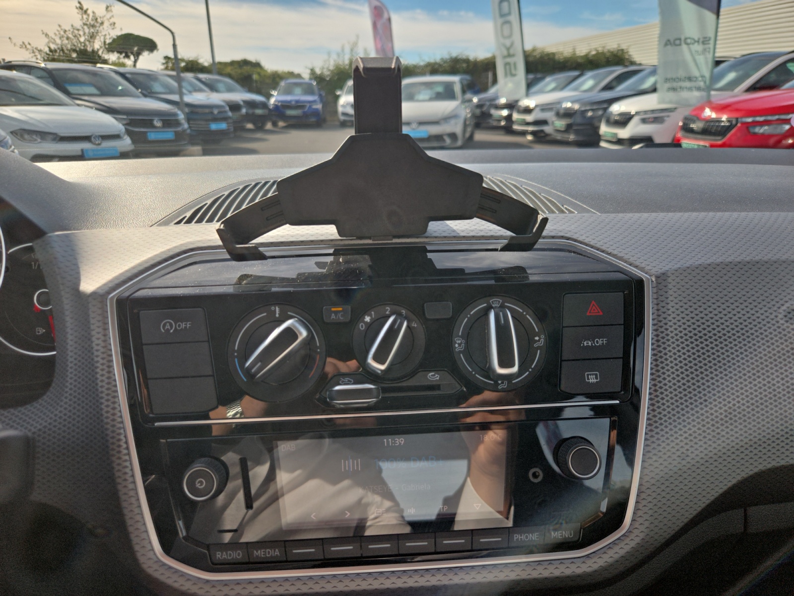 VOLKSWAGEN UP+20