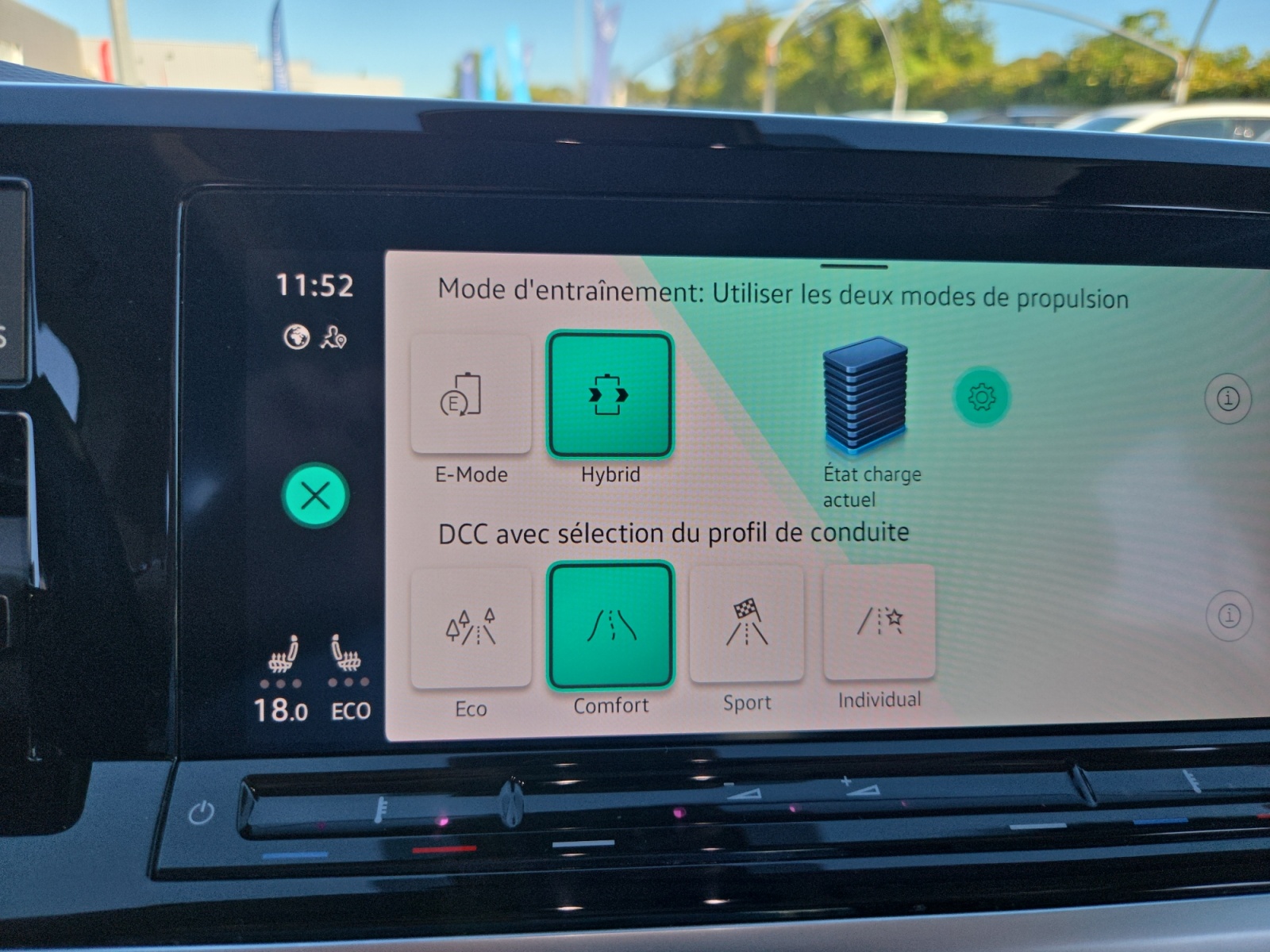 VOLKSWAGEN+UTILITAIRES MULTIVAN