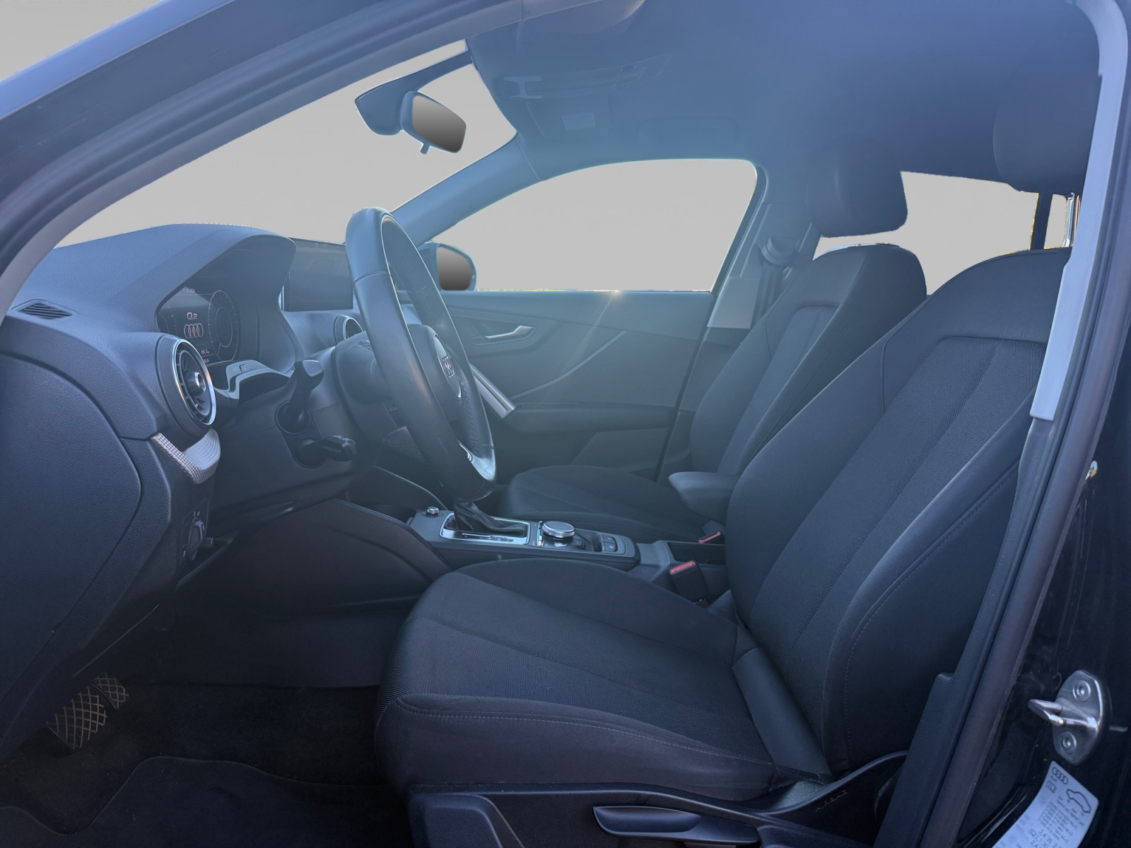 AUDI Q2 INTERIEUR+CONDUCTEUR