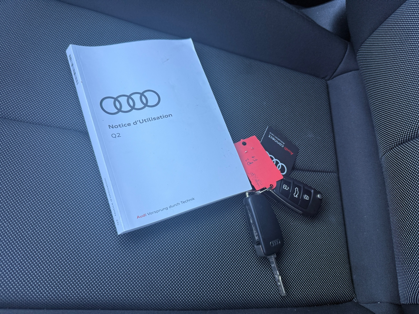AUDI Q2