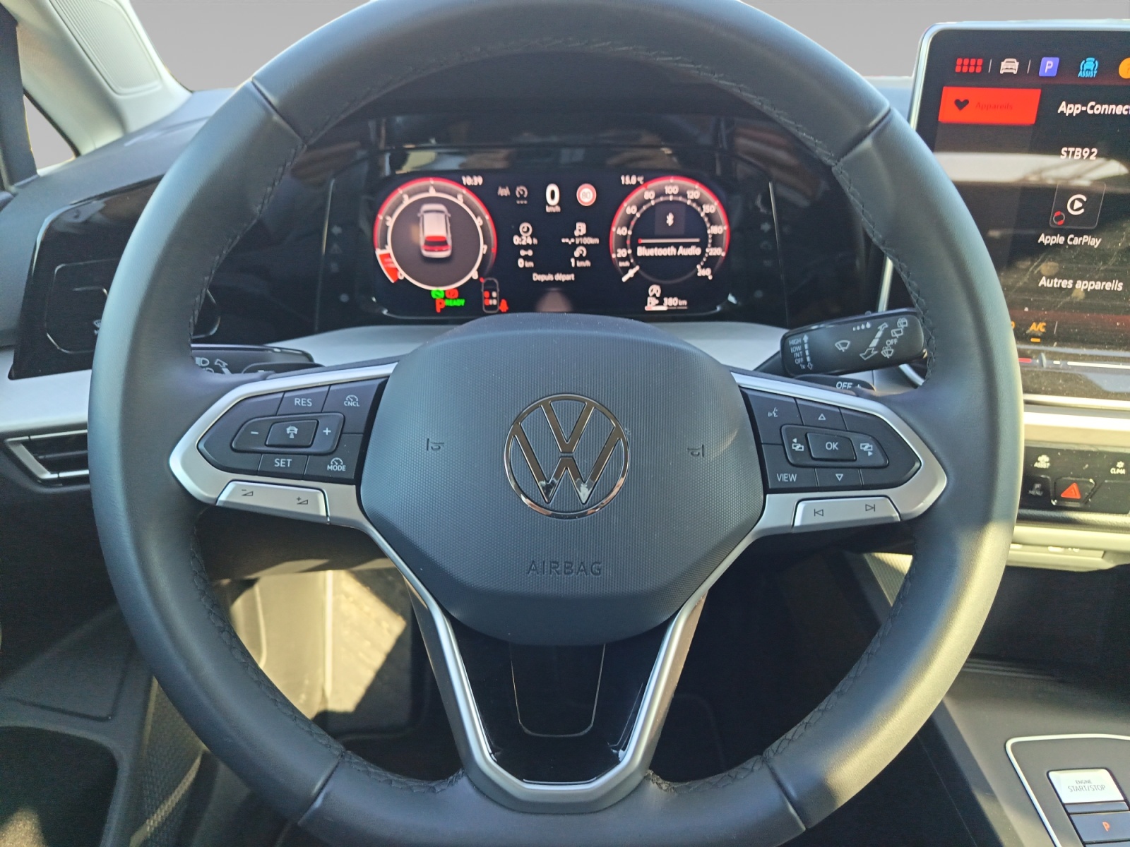 VOLKSWAGEN GOLF POSTE+DE+PILOTAGE