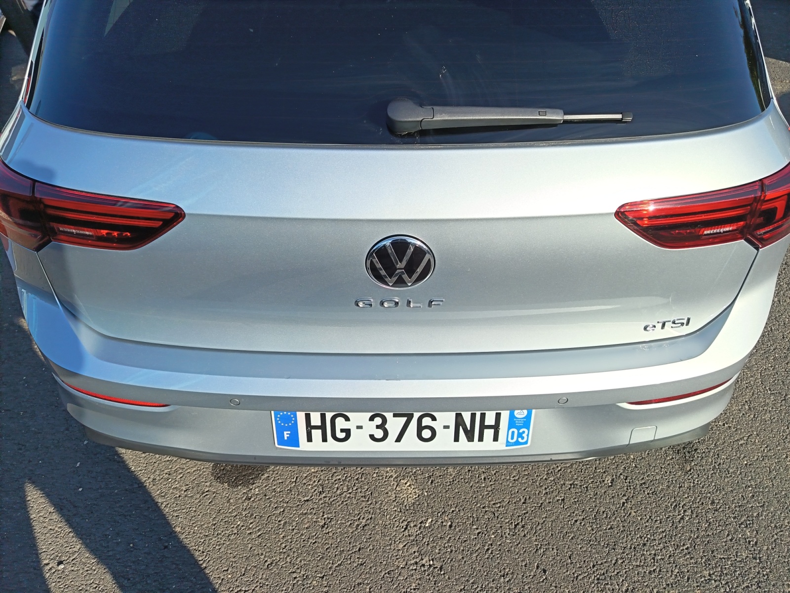 VOLKSWAGEN GOLF
