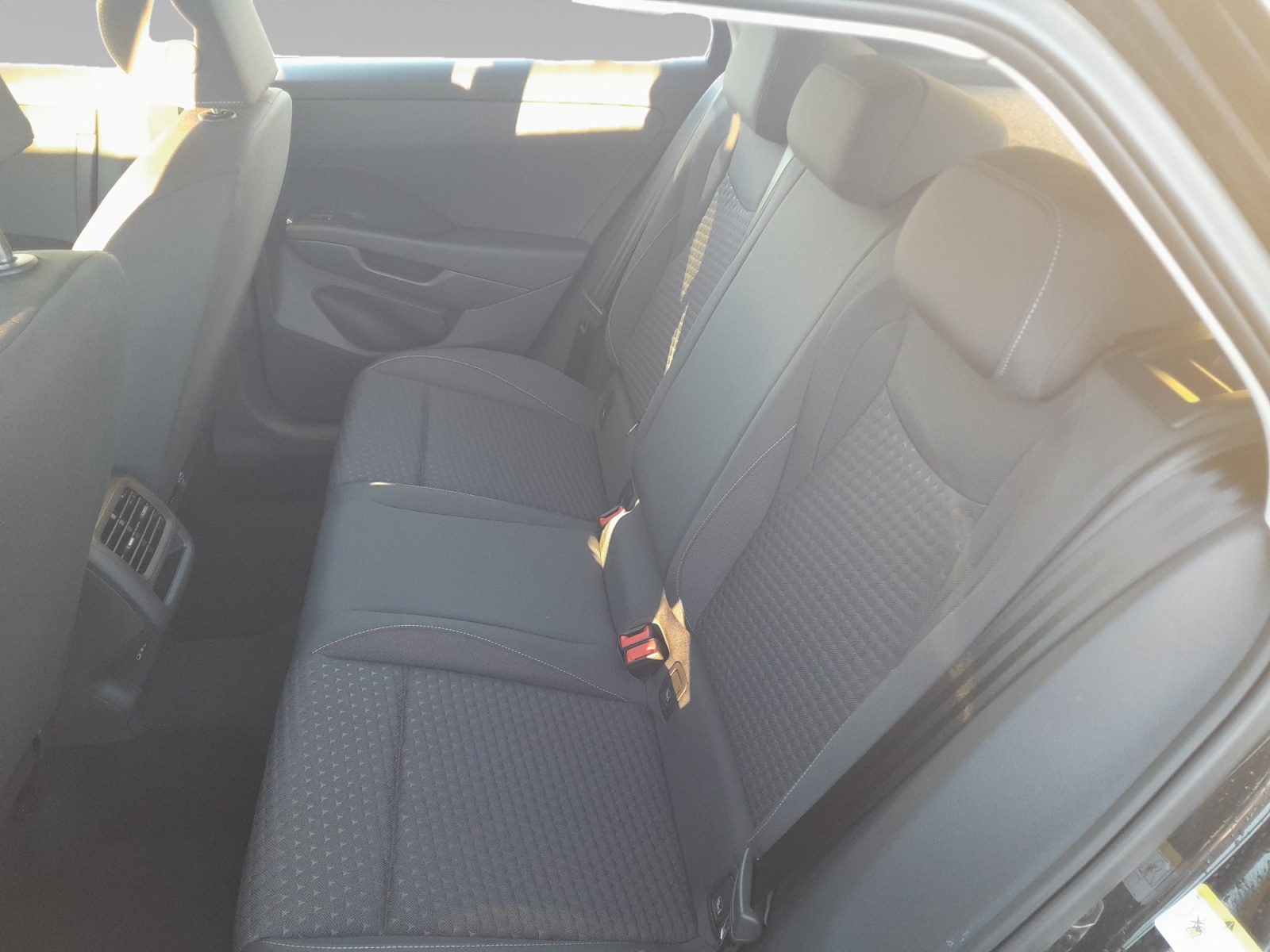 VOLKSWAGEN T ROC SIEGE+ARRIERE+GAUCHE