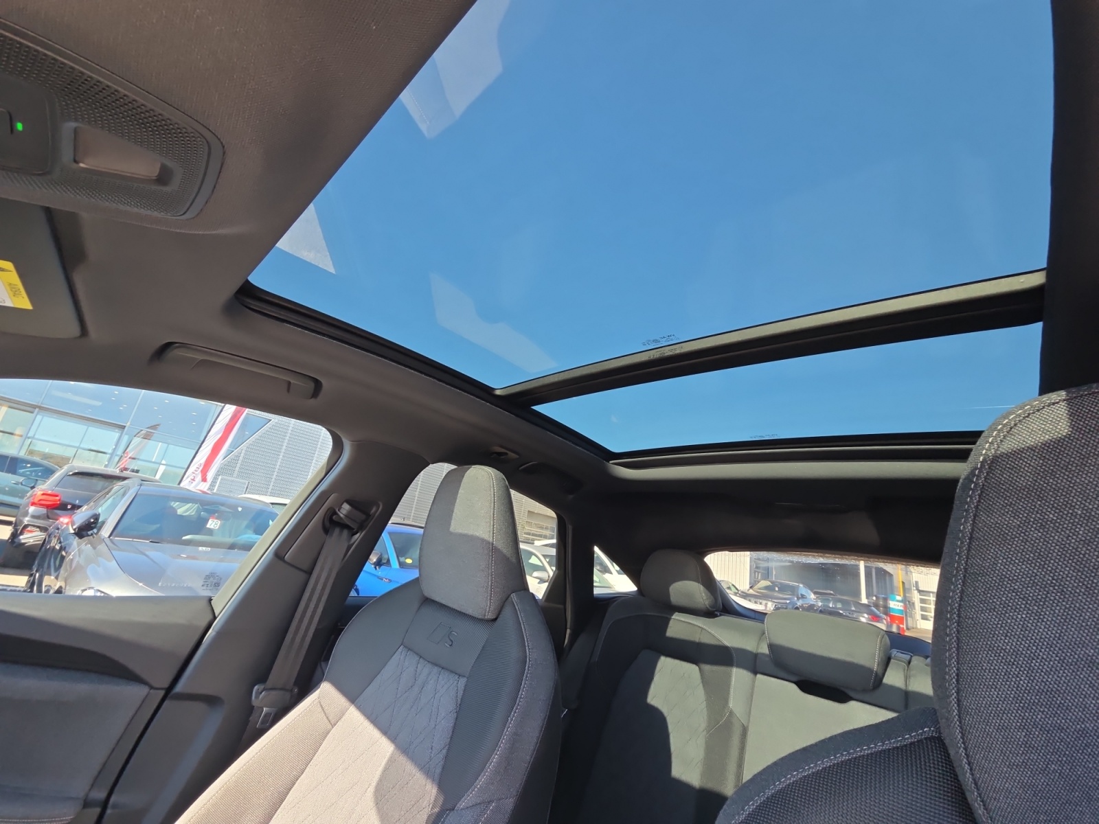 AUDI Q5+SPORTBACK